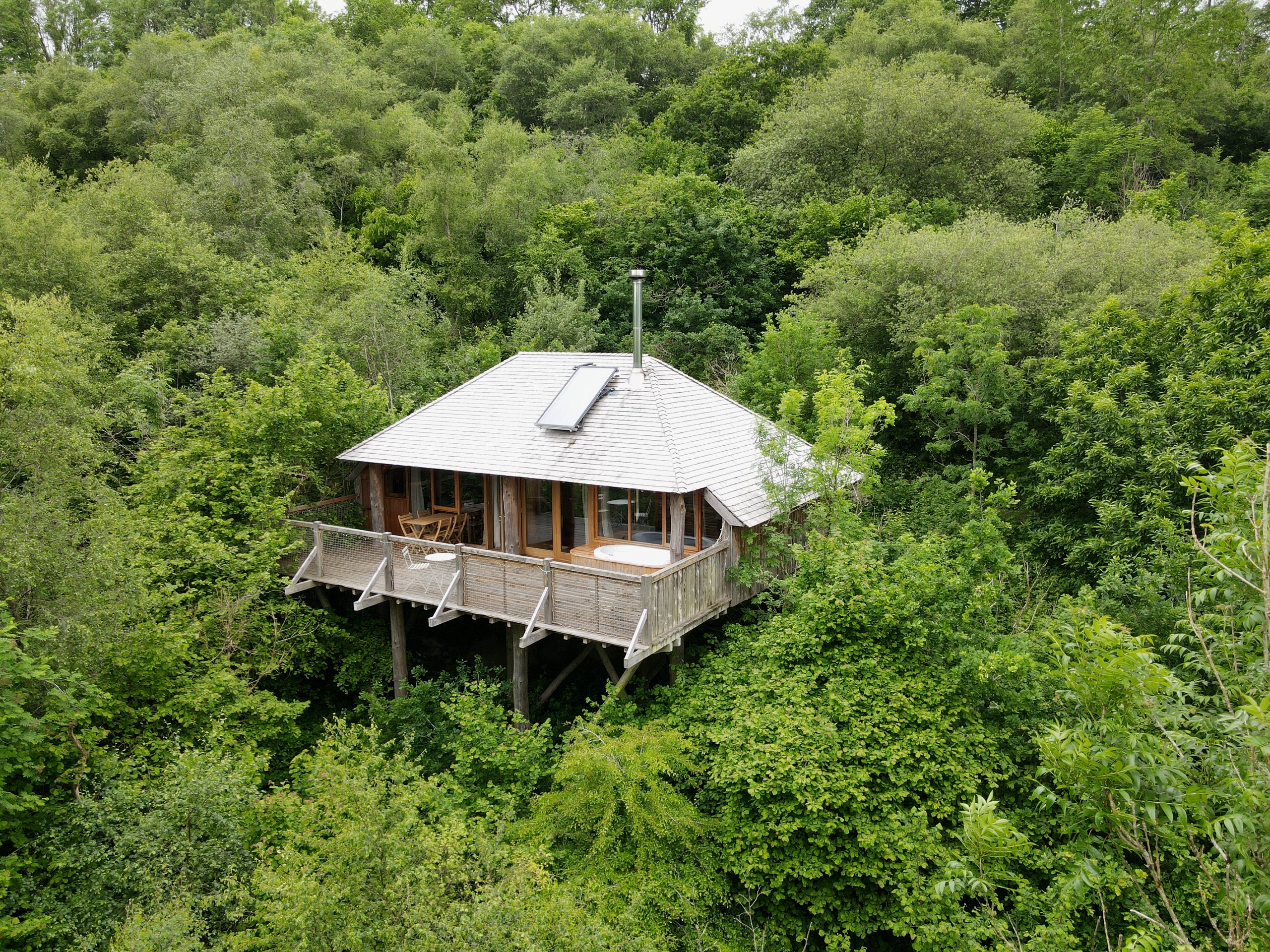 The Lookout Treehouse