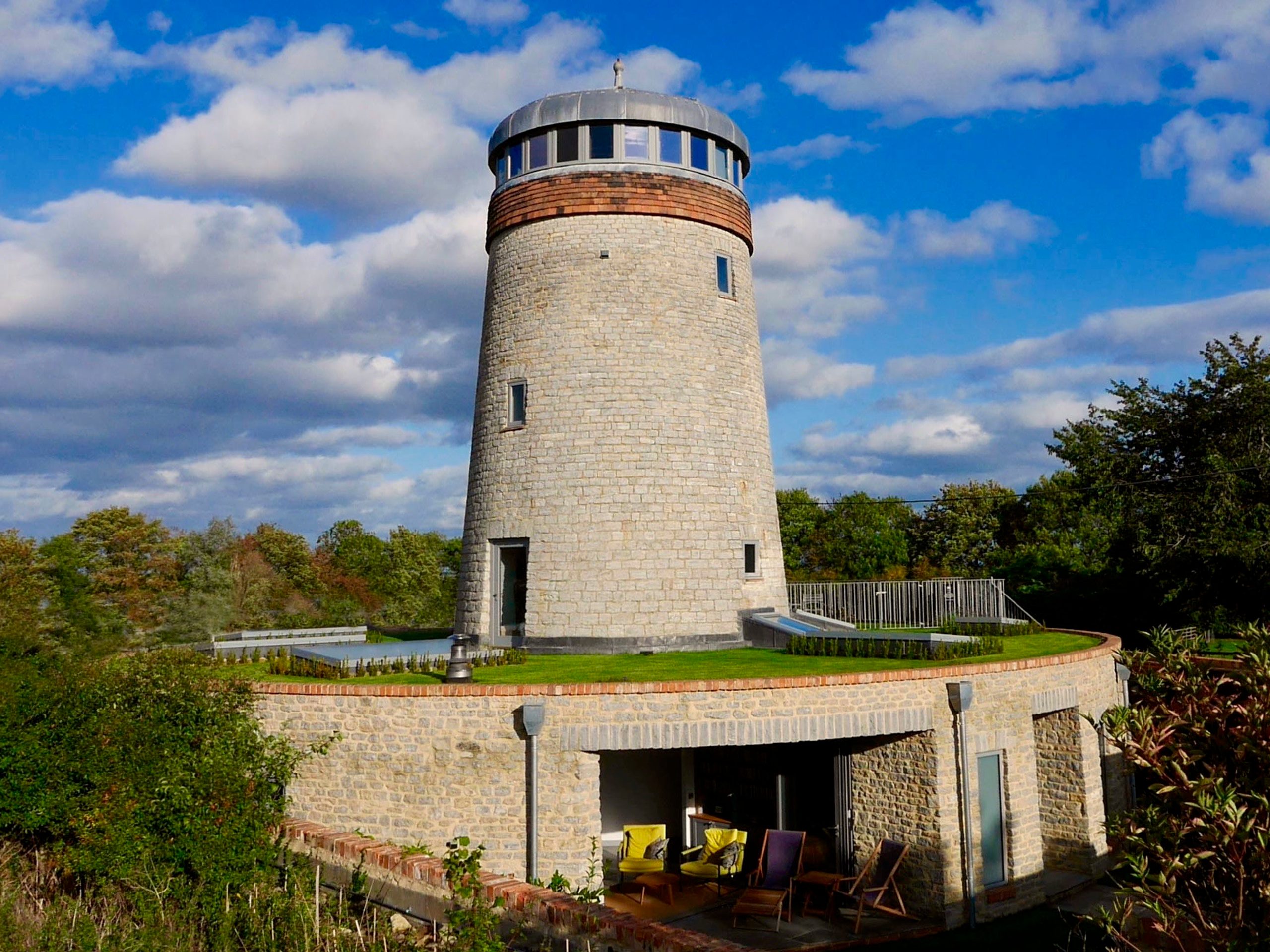 The Windmill Blackthorn Hill
