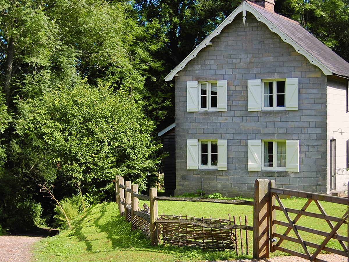 Woodlands Cottage