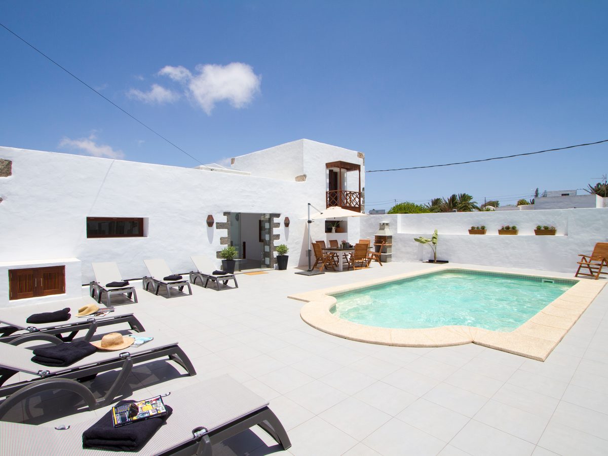 Tiagua 81 Apartments