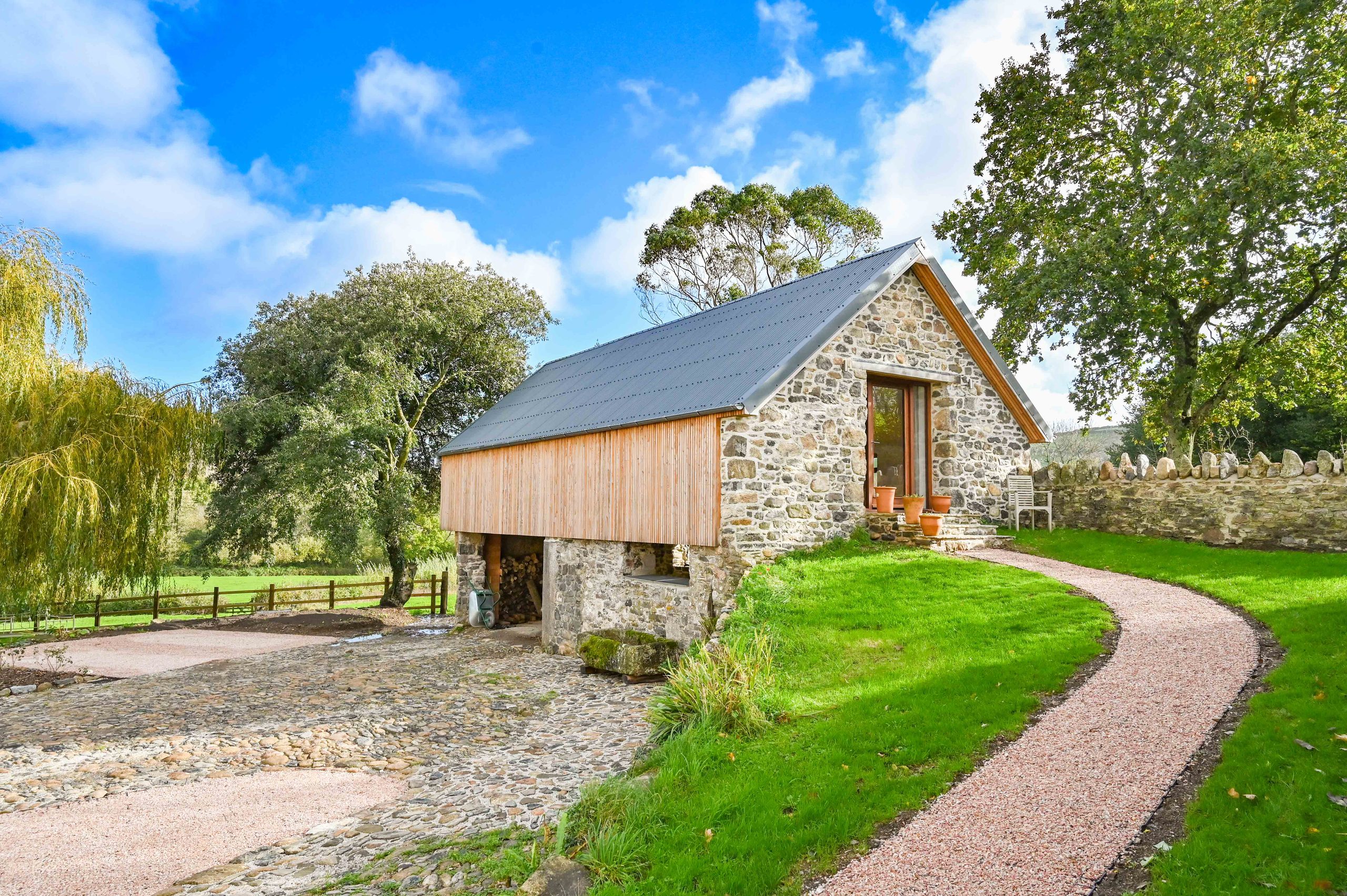 Orchard Bank Barn - Image 1