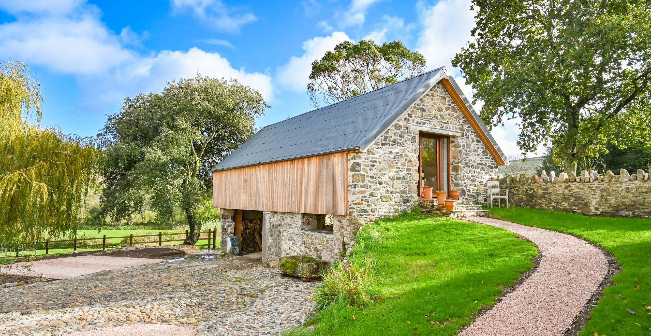 Orchard Bank Barn