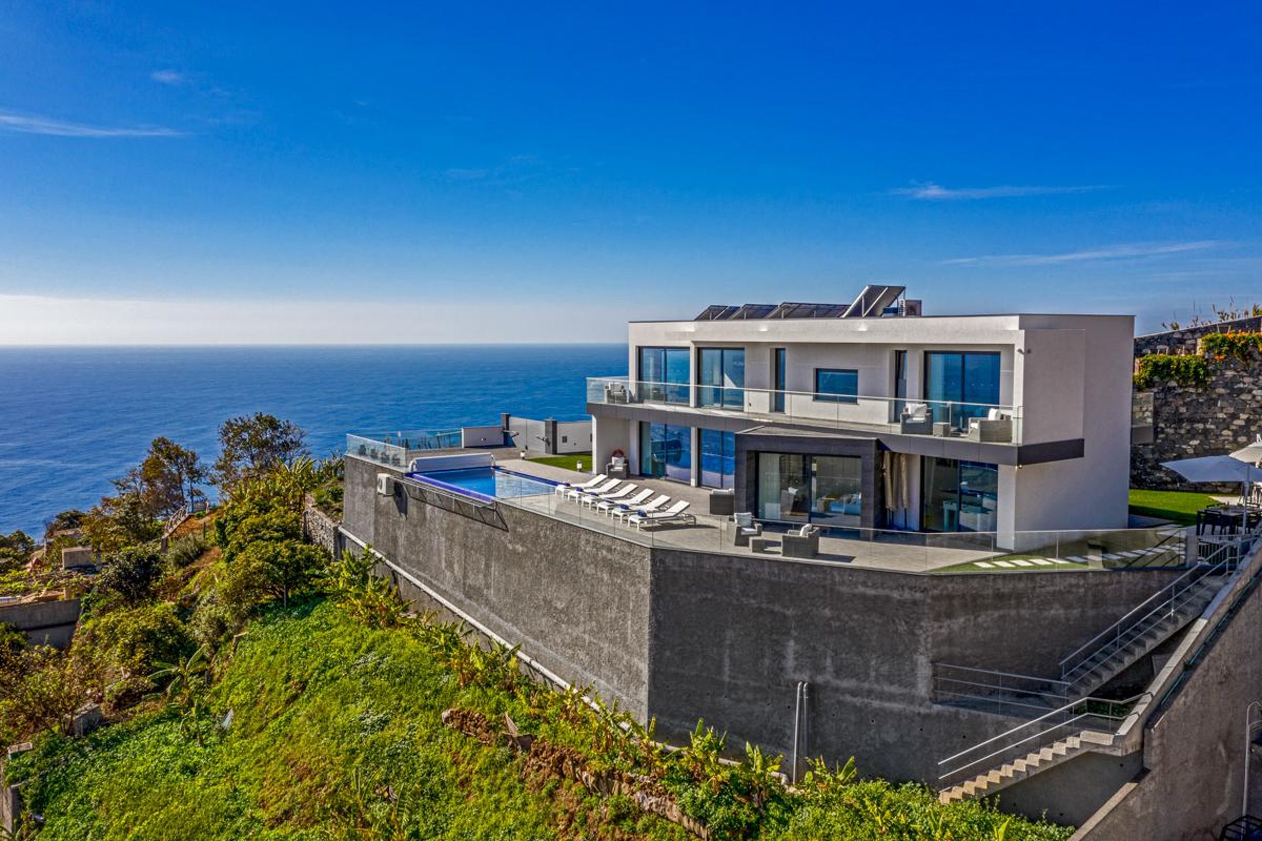 Moradia Canhas - Image 1
