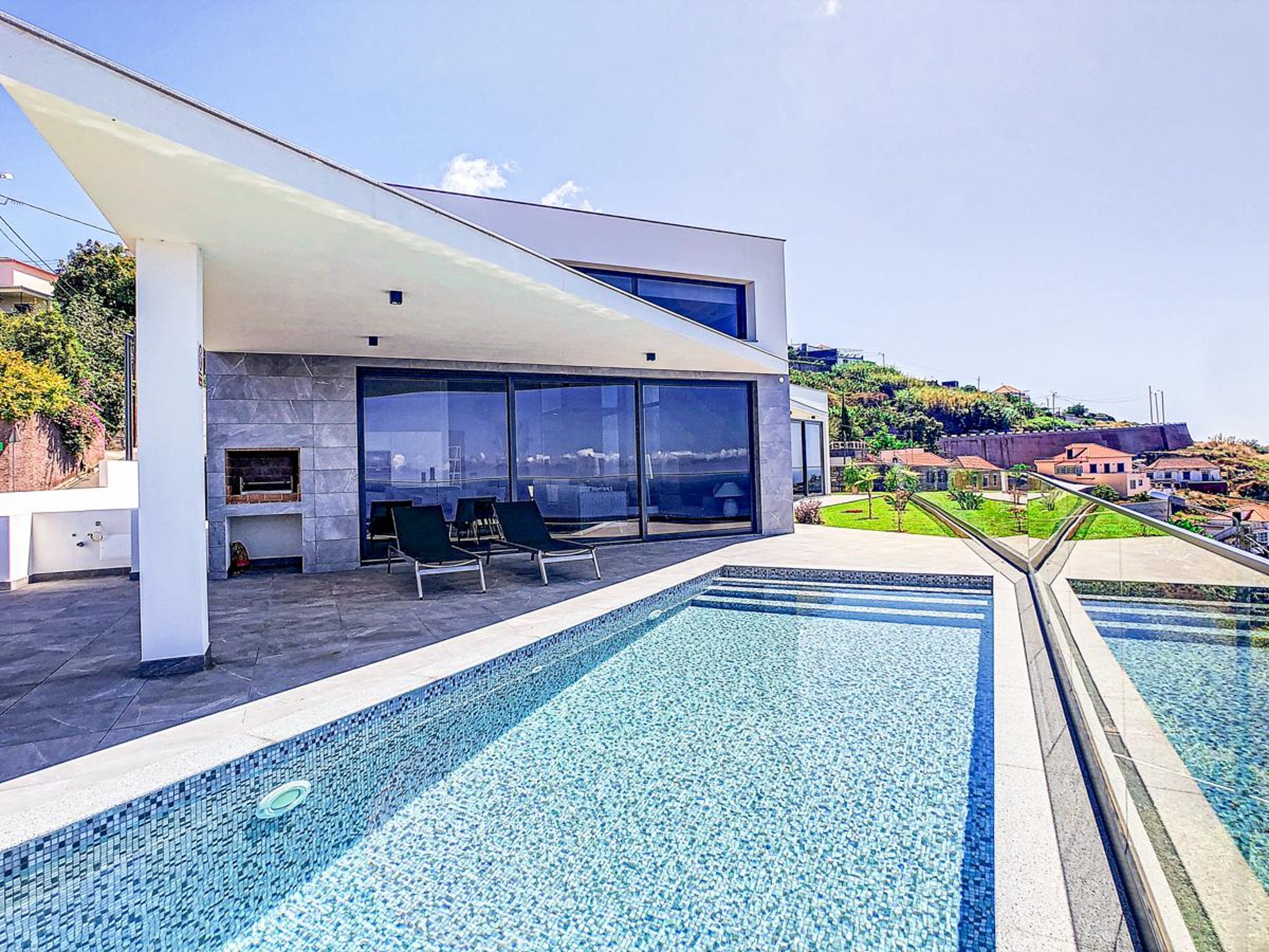 Villa Brava - Image 1