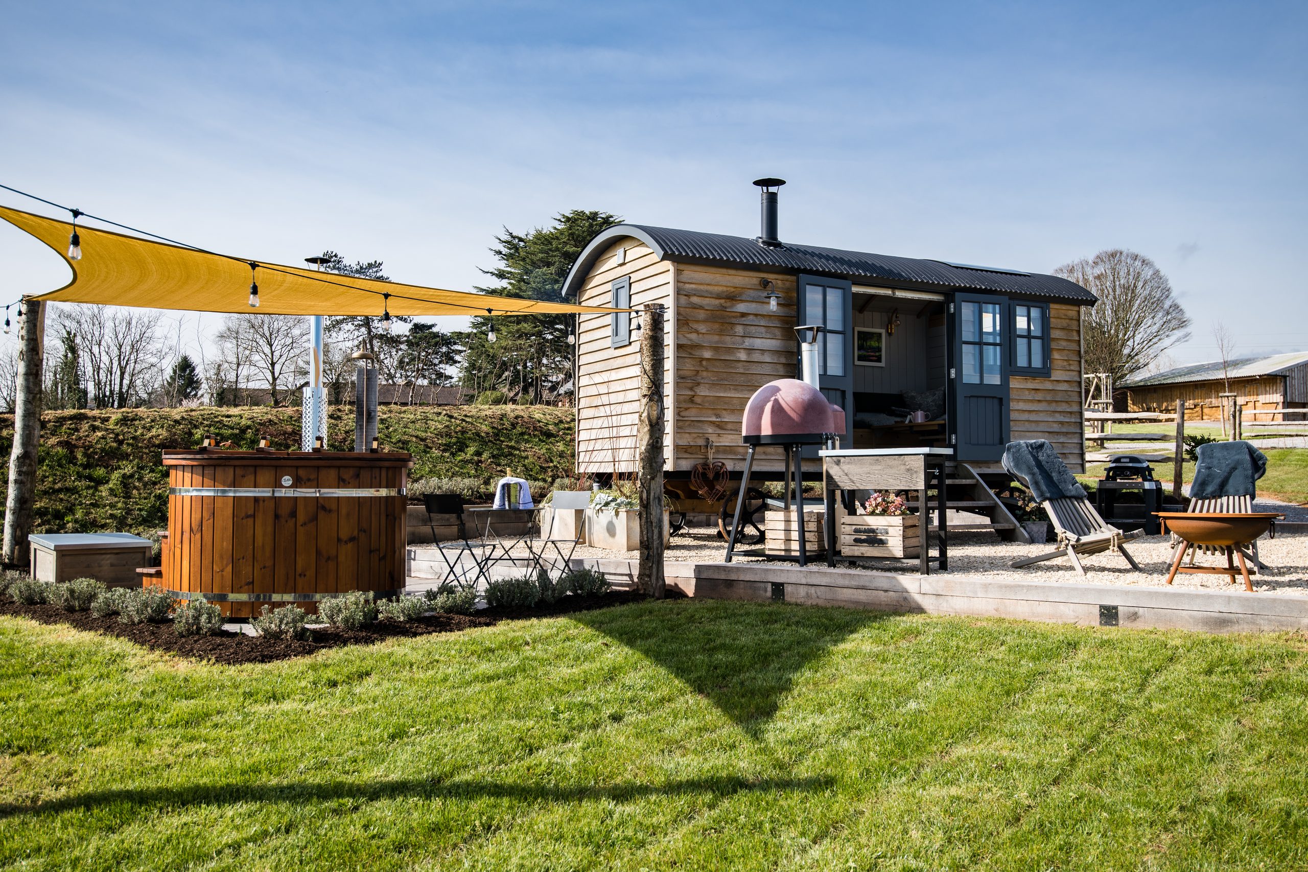 Owl's Roost at Quantock Glamping - Image 1
