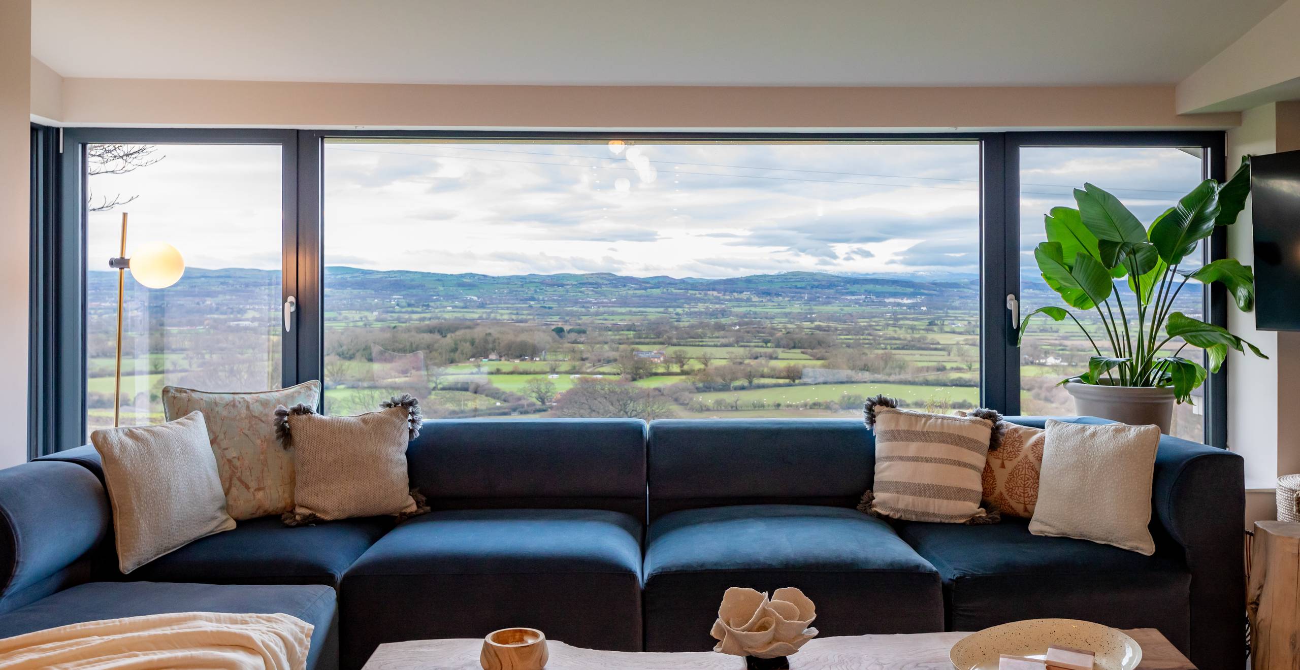 Bryniau Isaf 'The Welsh View'