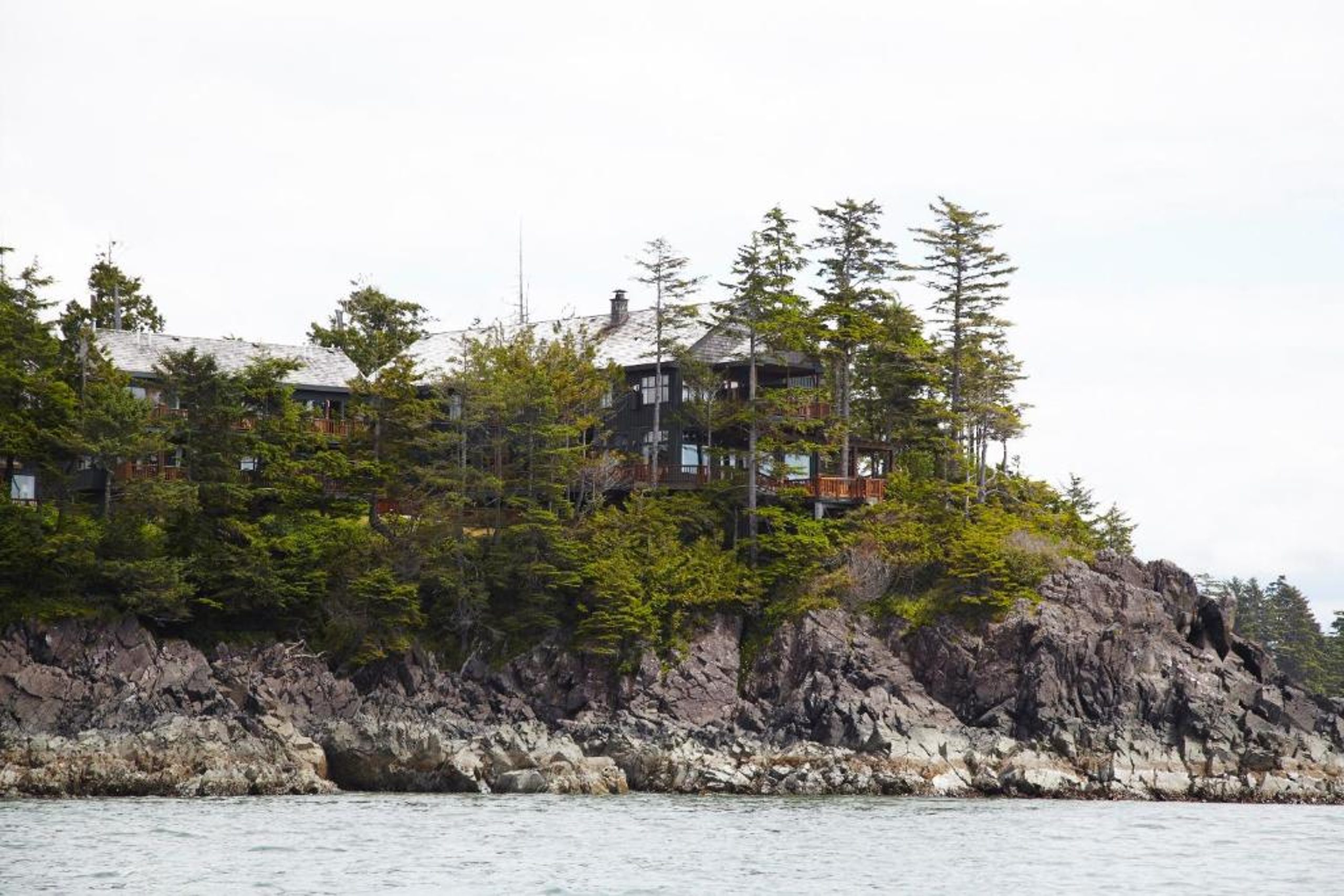 Middle Beach Lodge - Image 1
