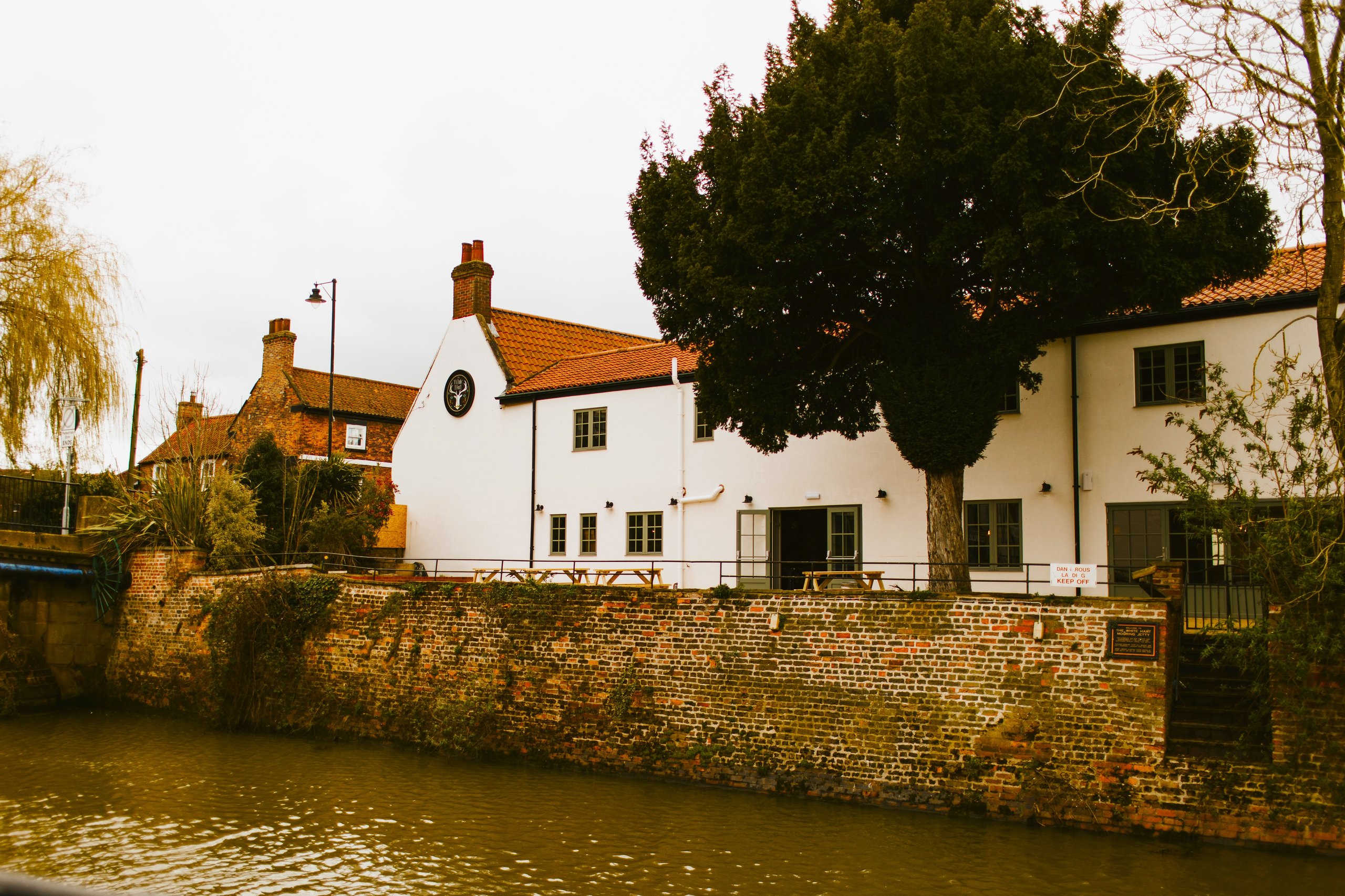 The White Hart