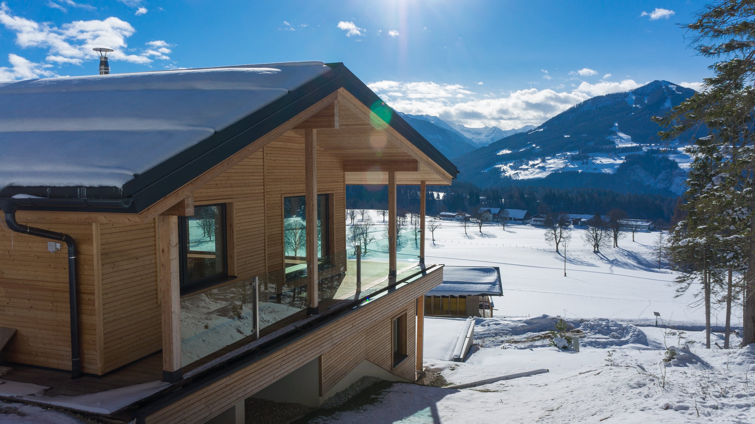 Ferdi Mountain Base