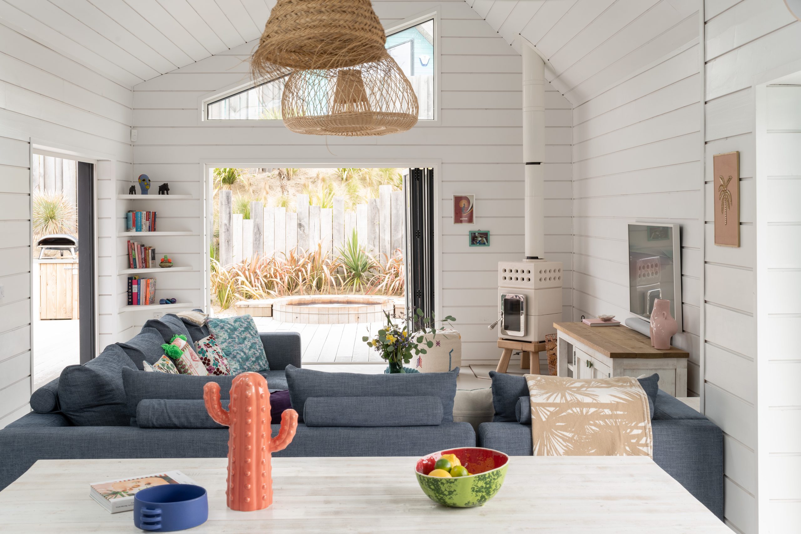 Four Bed Beach House at Three Mile Beach - Image 1
