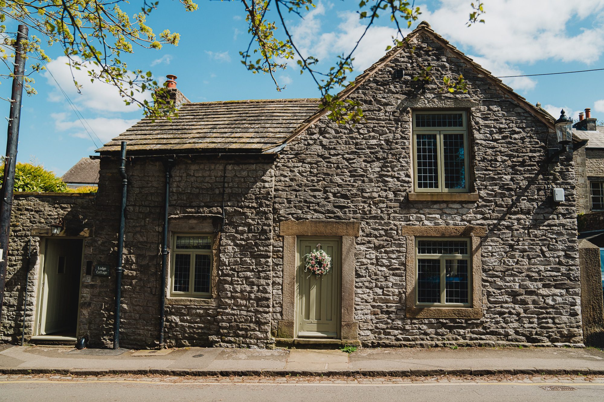 Lodge Cottage - Image 1