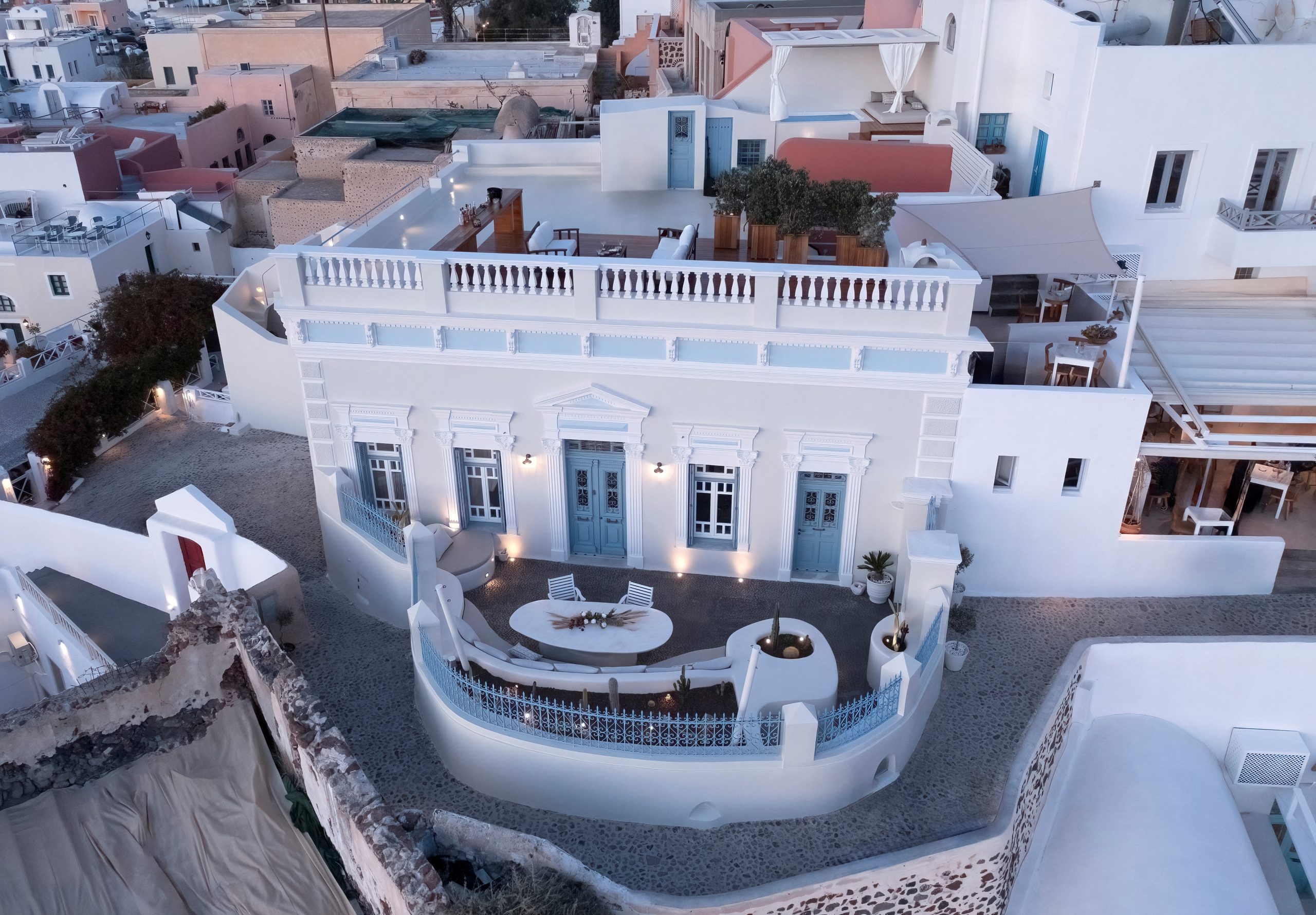 Oia Mansion - Image 1