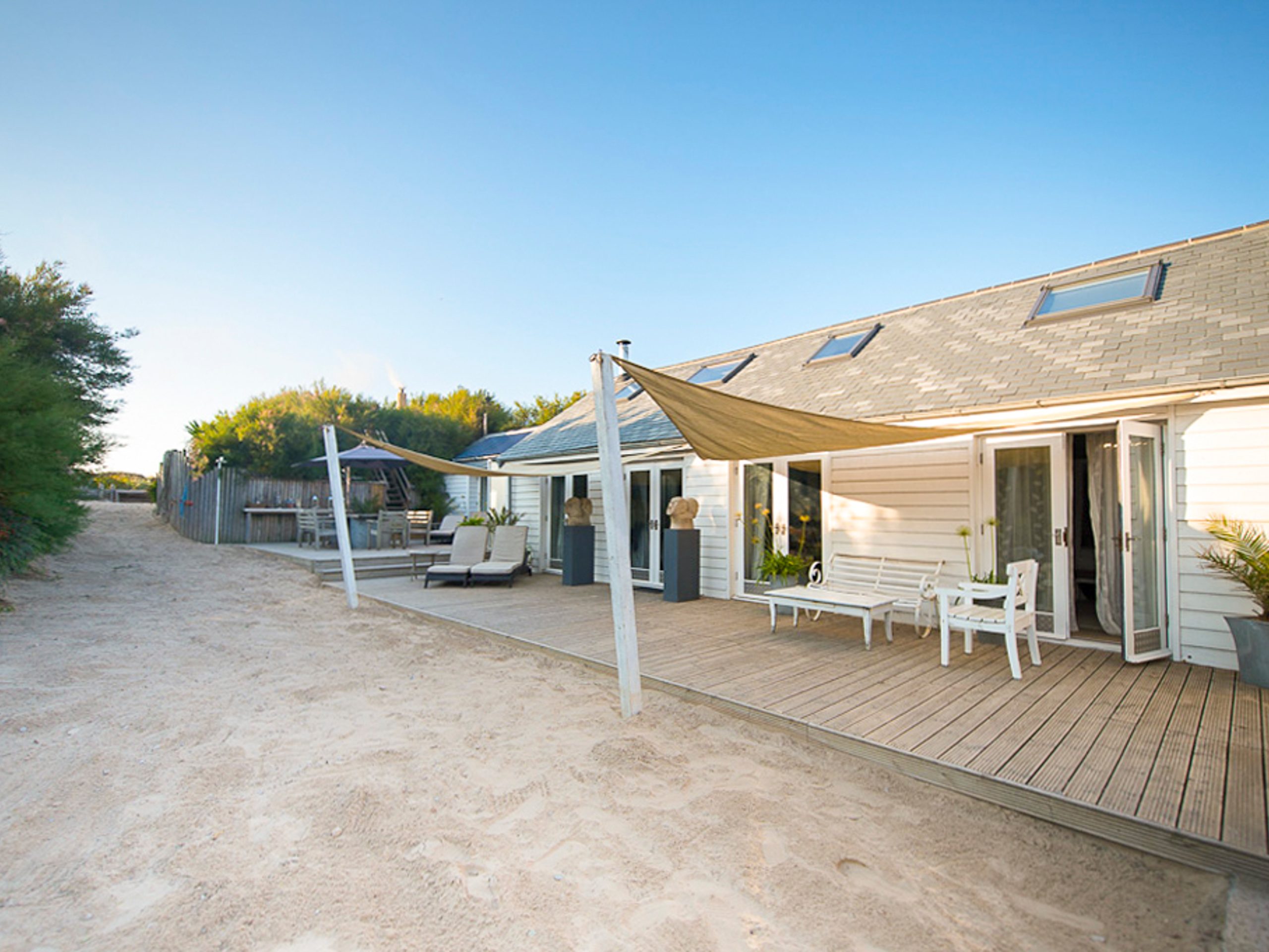 Sandcrest Cottage