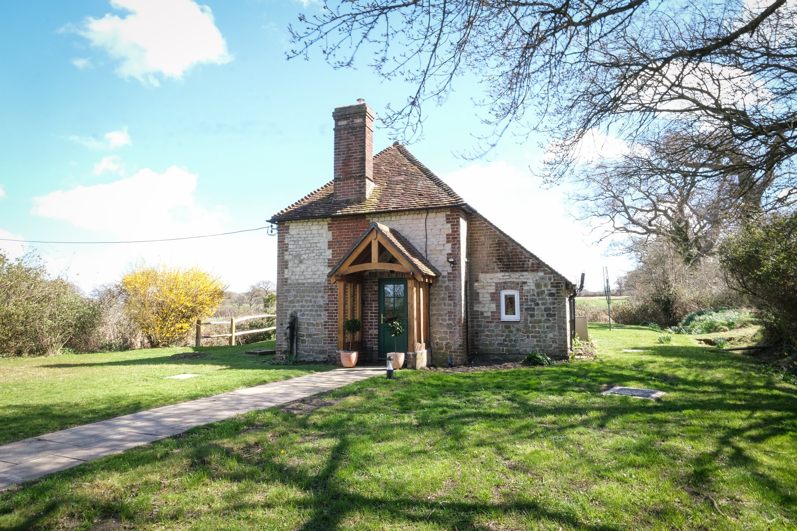 Apsley Cottage