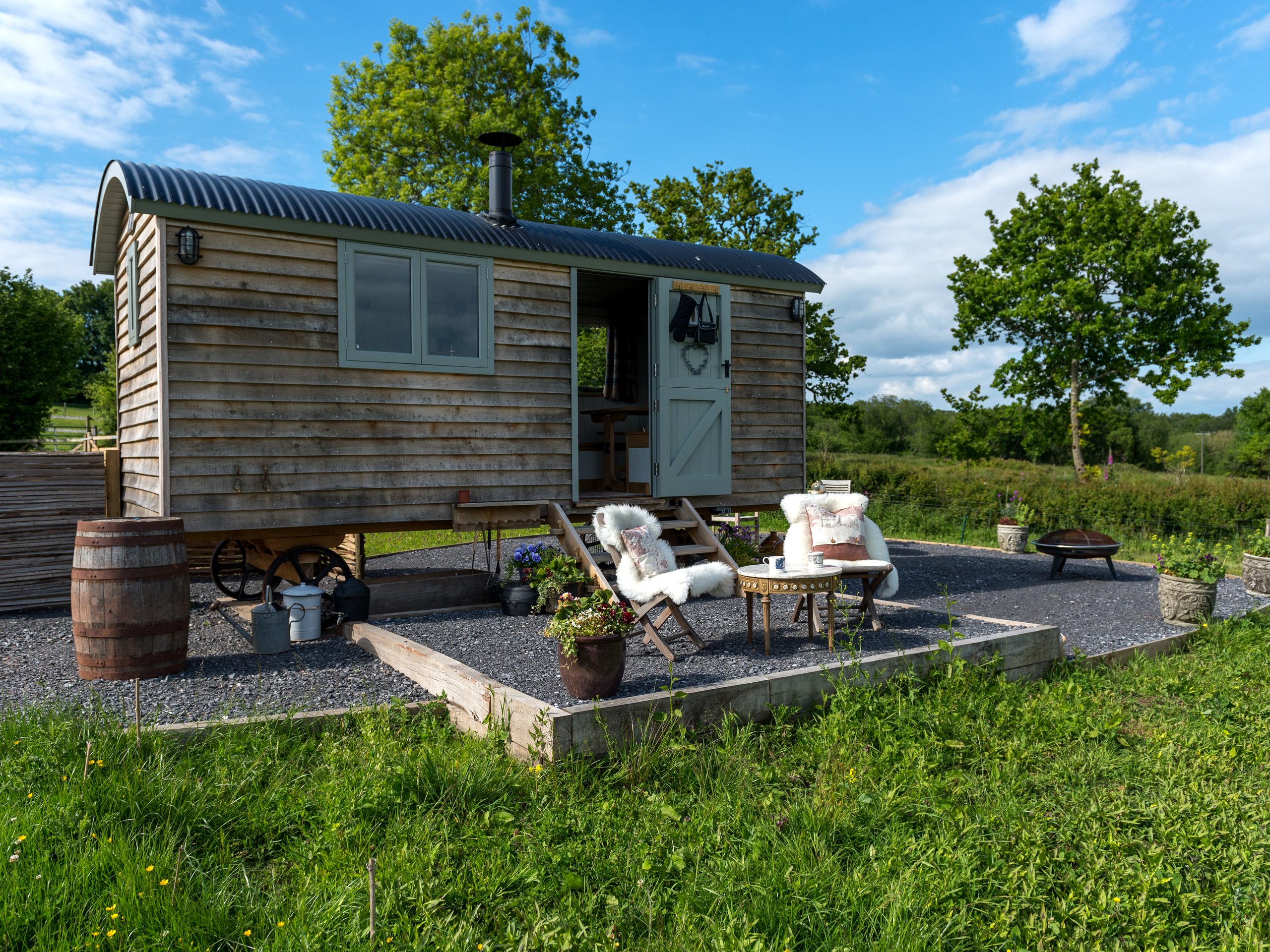 Dimpsey Shepherd's Hut Glamping