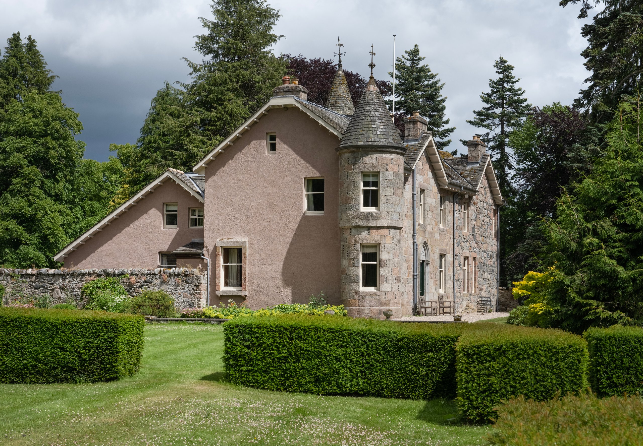 Delnabo Estate