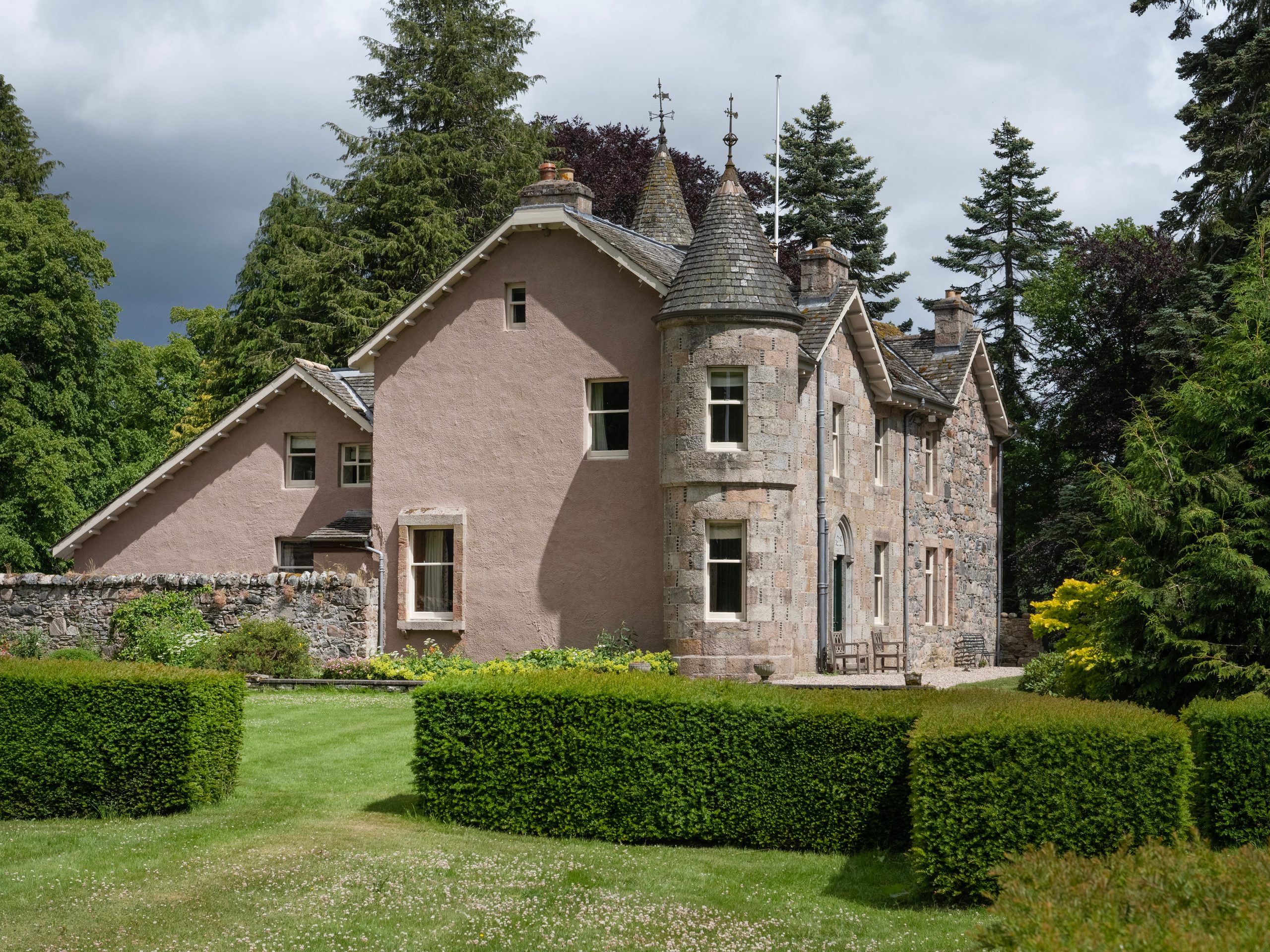 Delnabo Estate