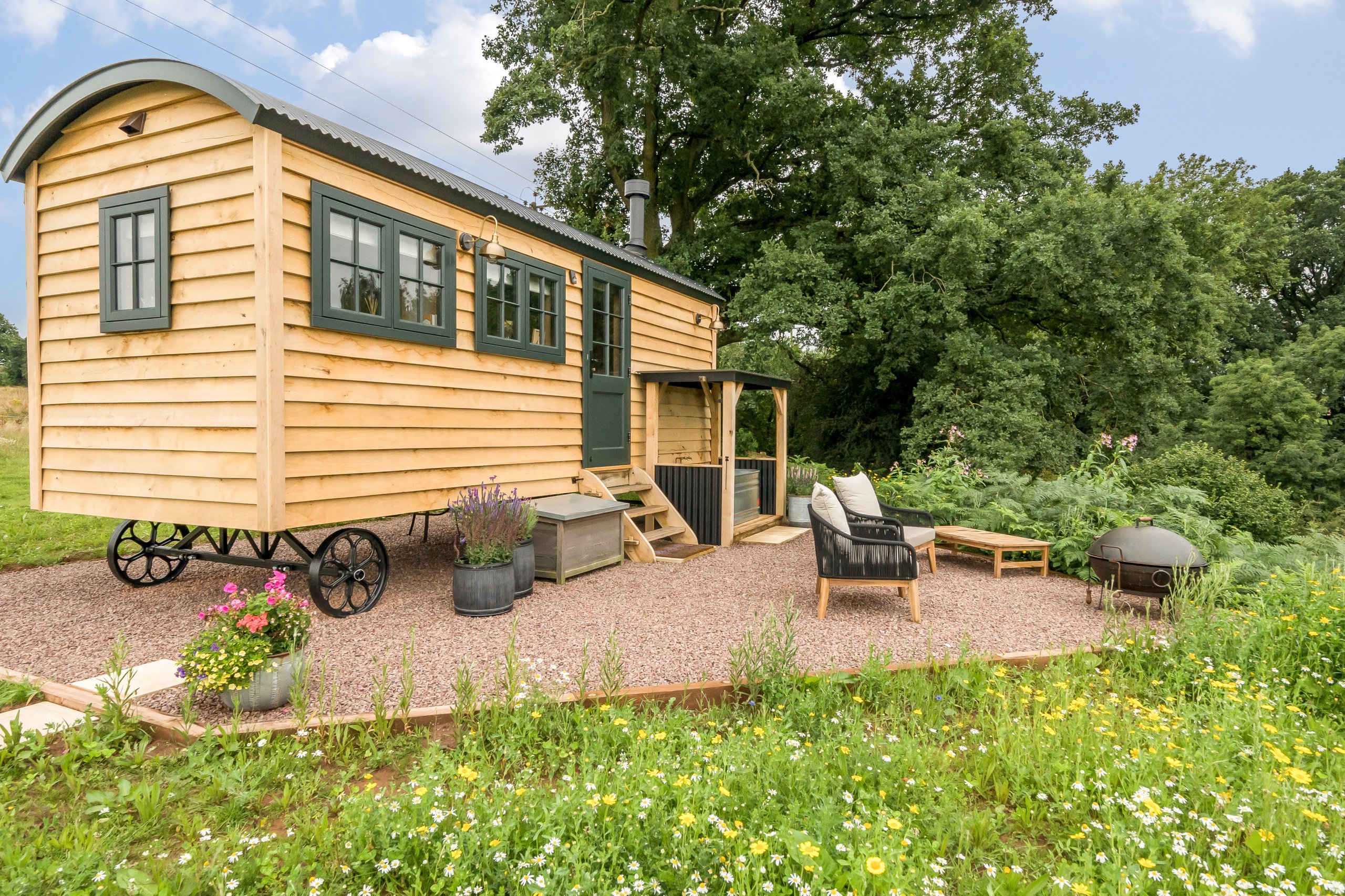 Jenny Wren Shepherd's Hut