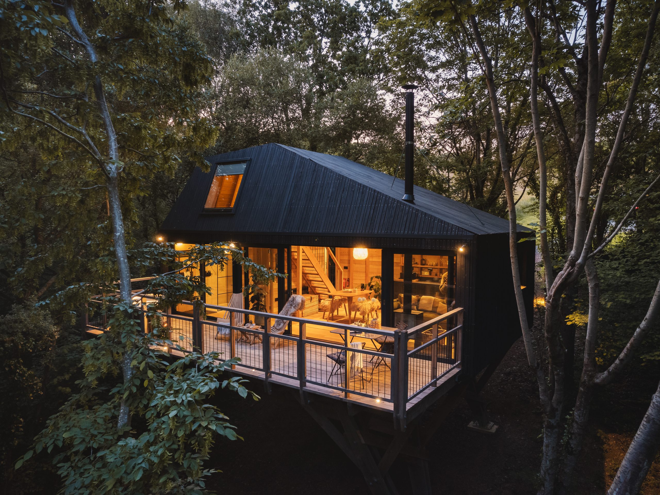 Starling Treehouse at Nymetwood Treehouses