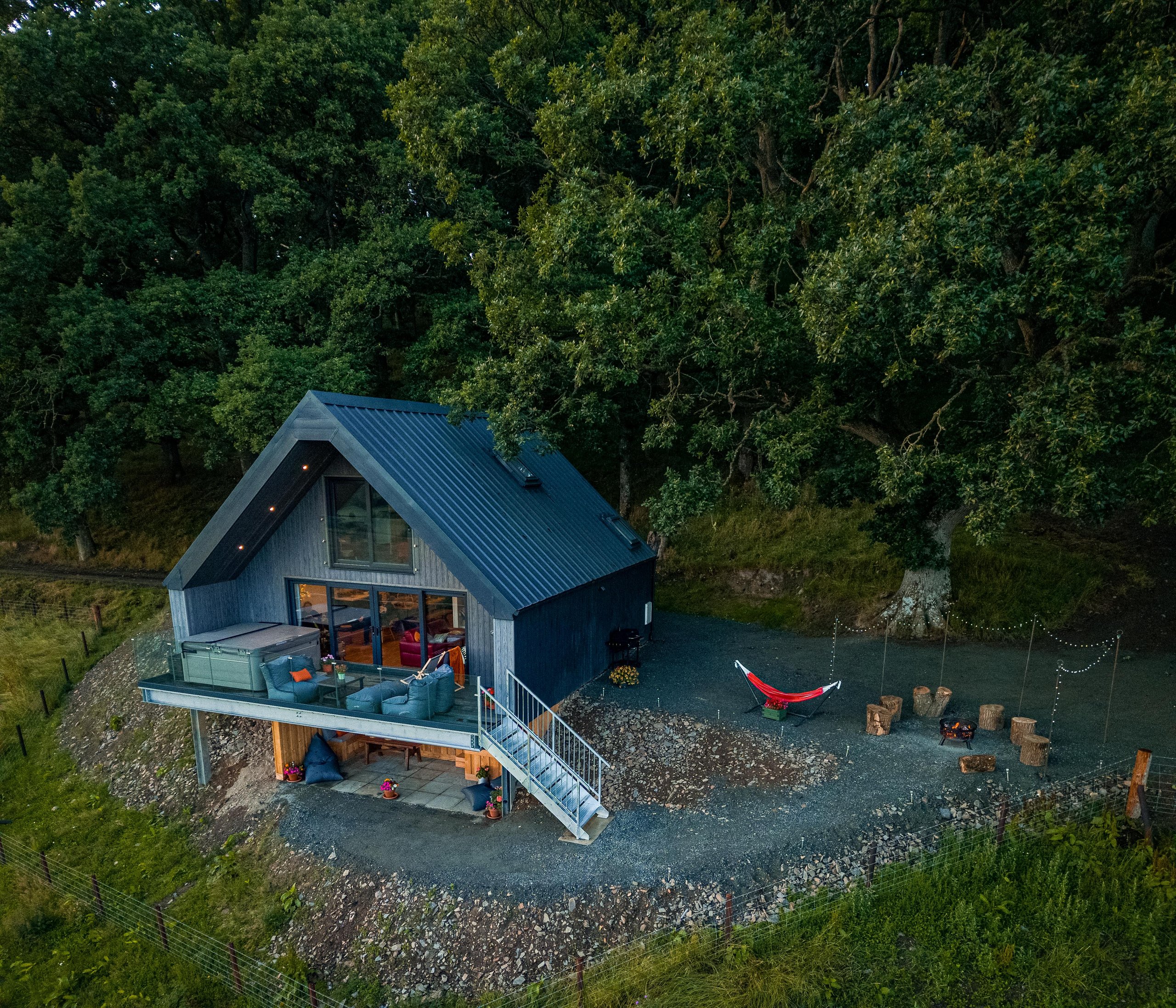 Oolert at Rhiw Wood Treehouses - Image 1