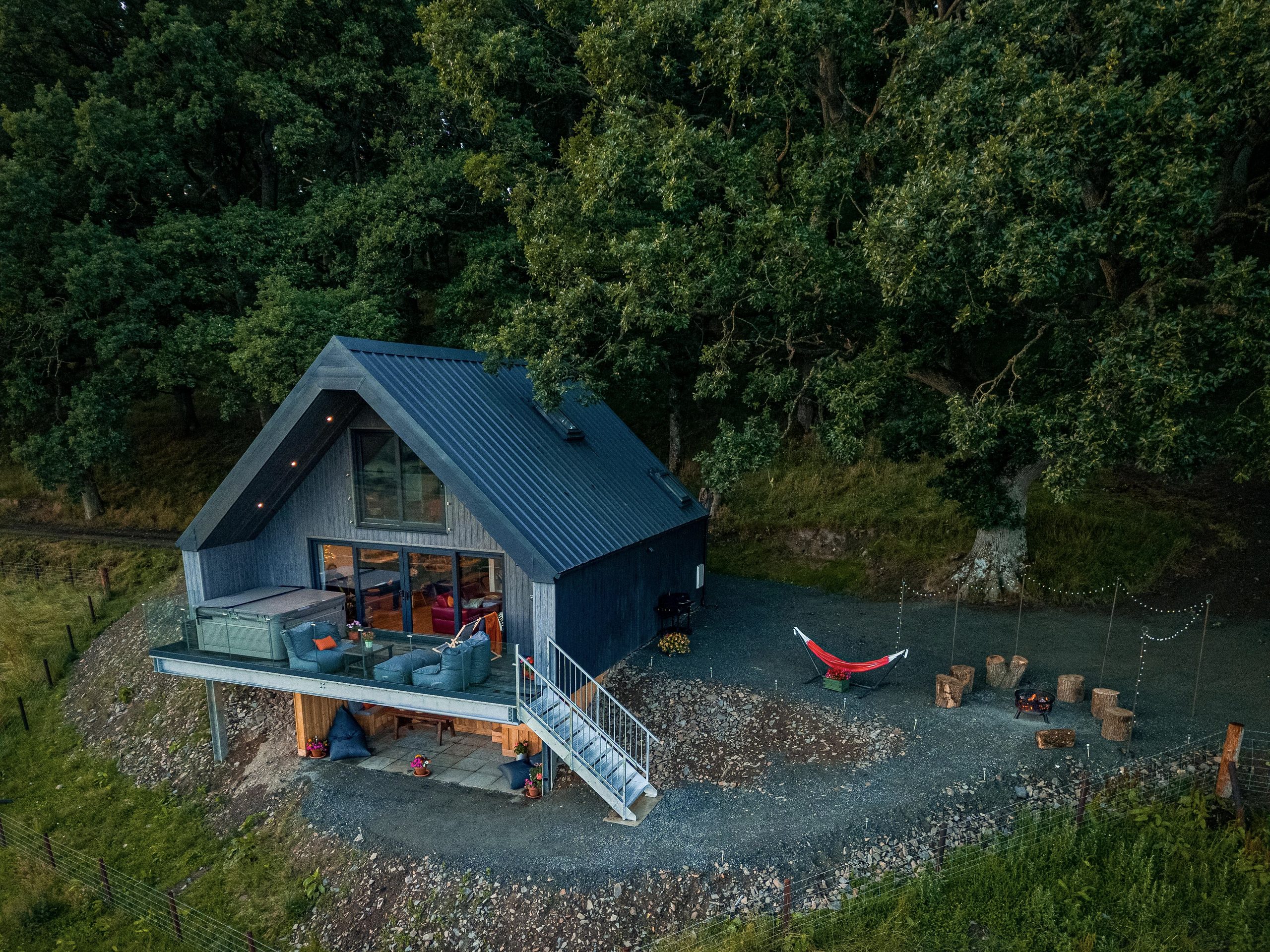 Oolert at Rhiw Wood Treehouses