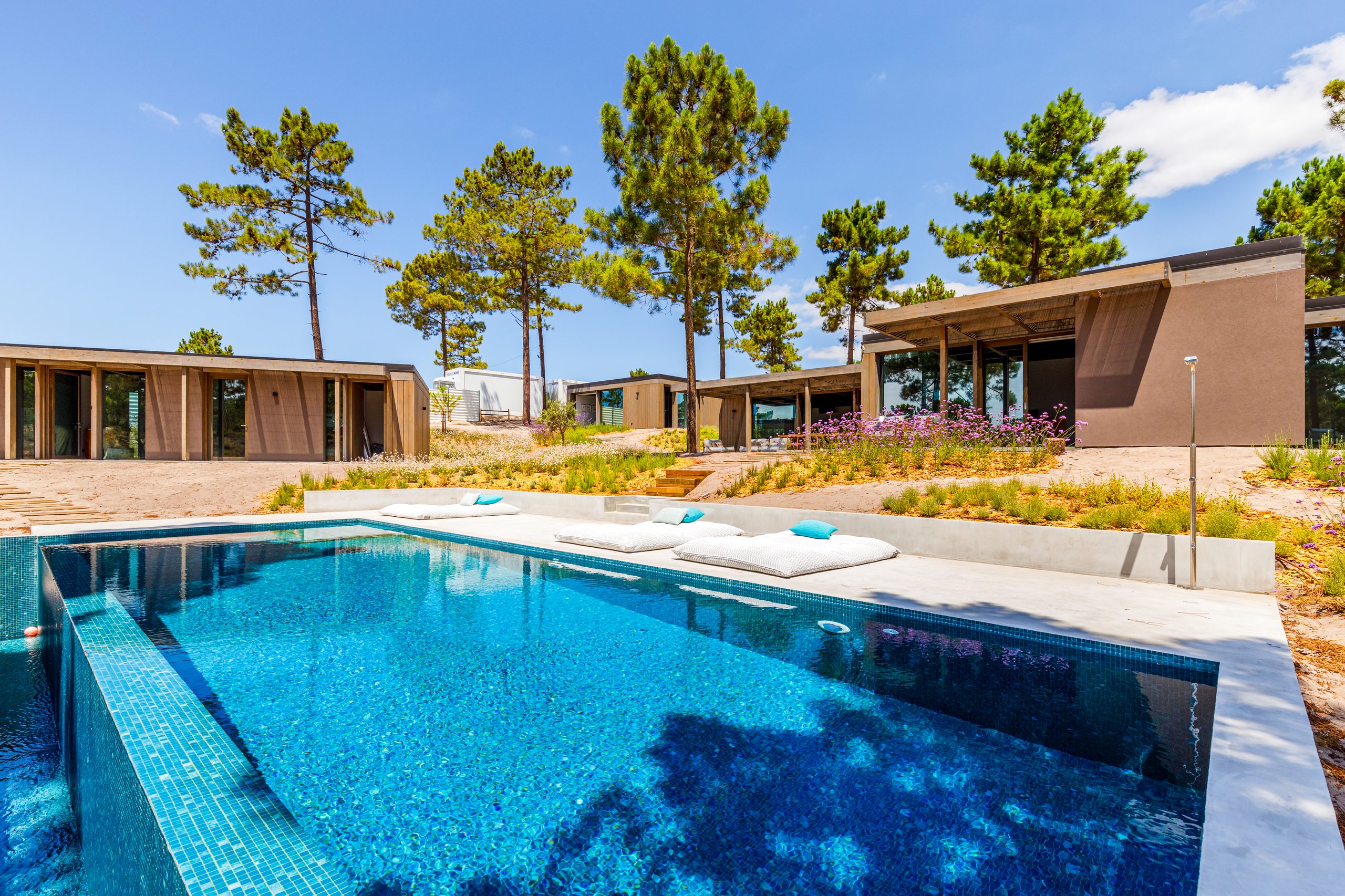 Villa Retreat - Image 1