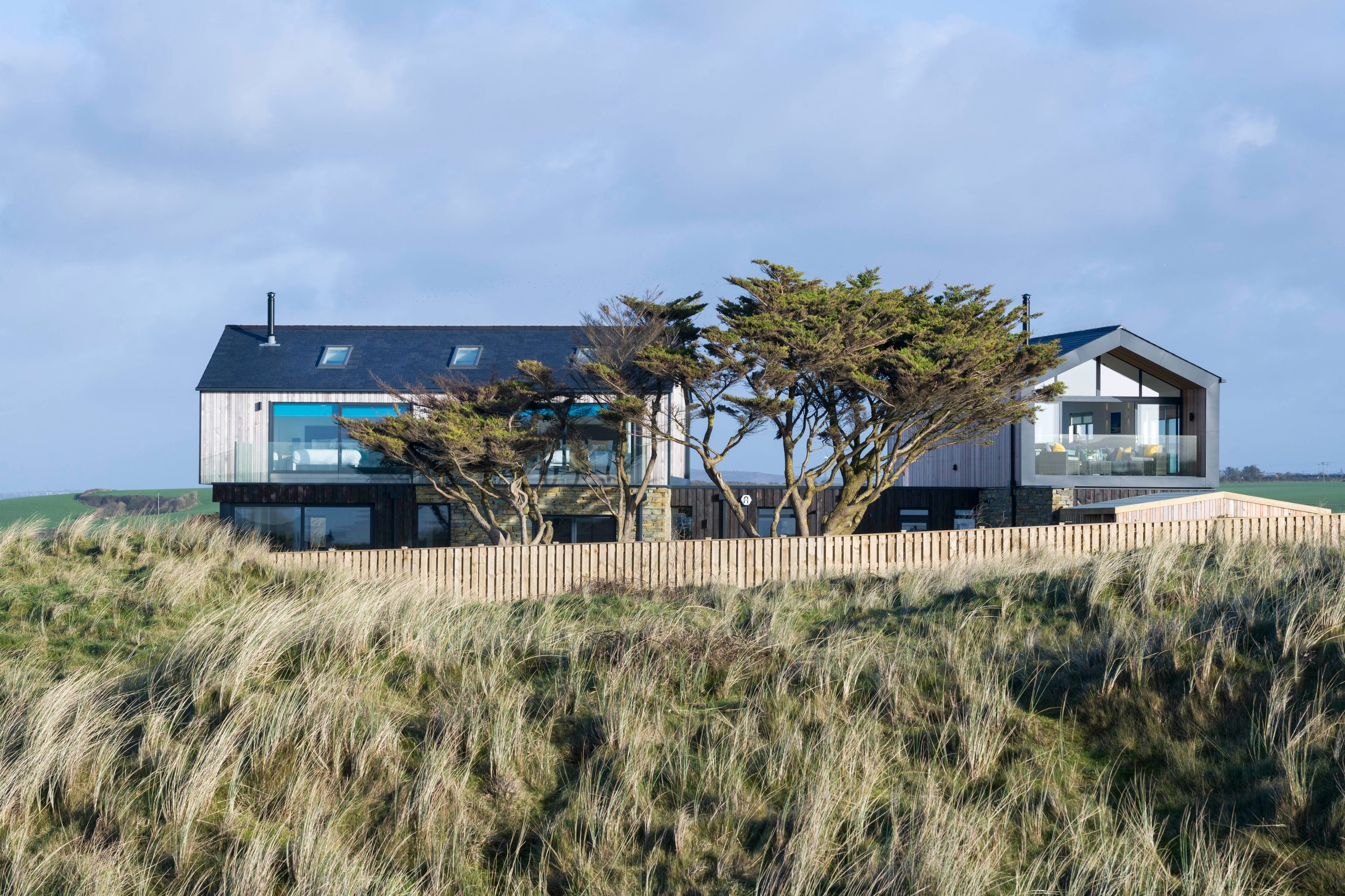Dune House - Image 1