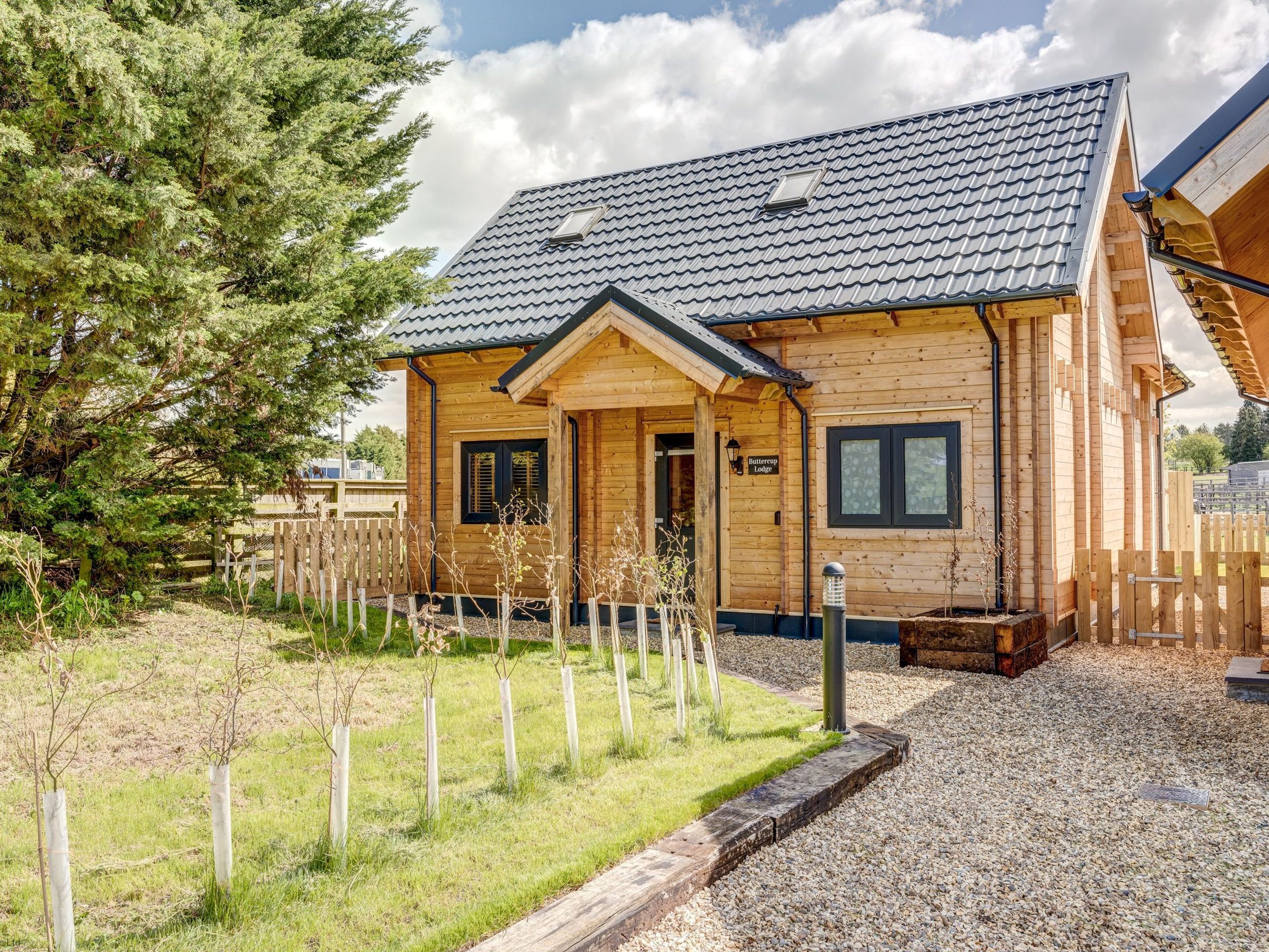 Buttercup Lodge