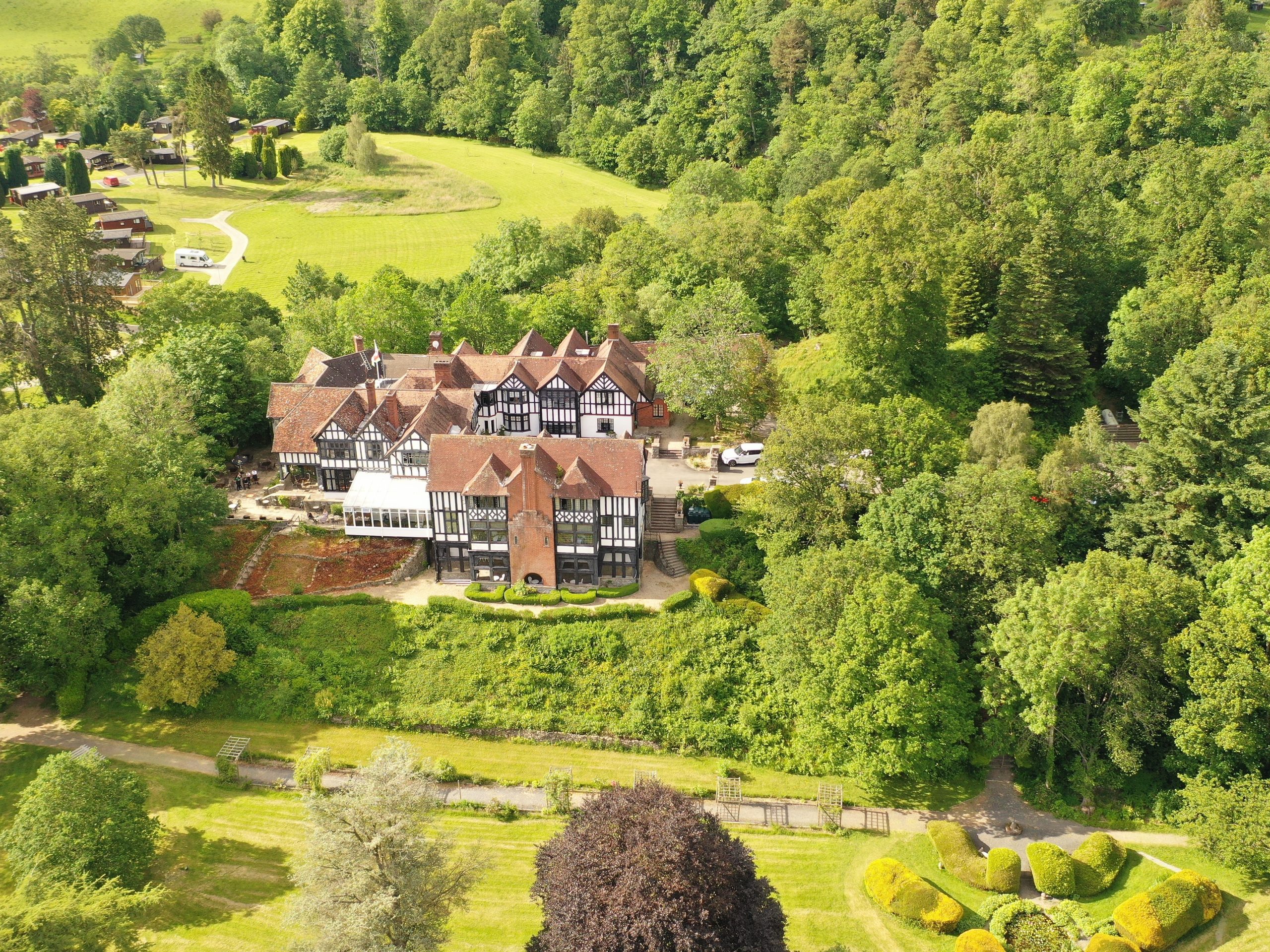 Caer Beris Manor - Image 1