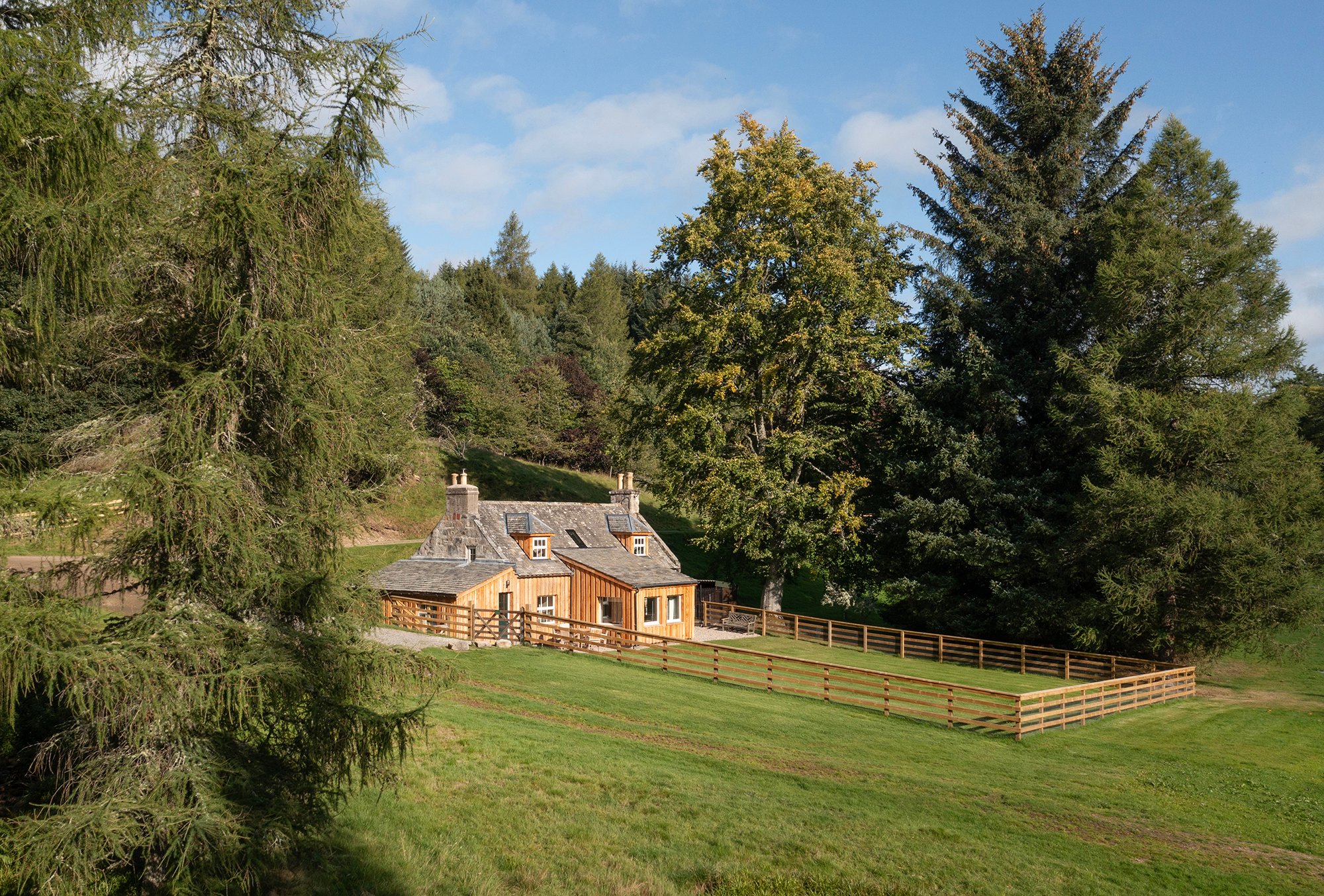 McLeod's Cottage - Image 1