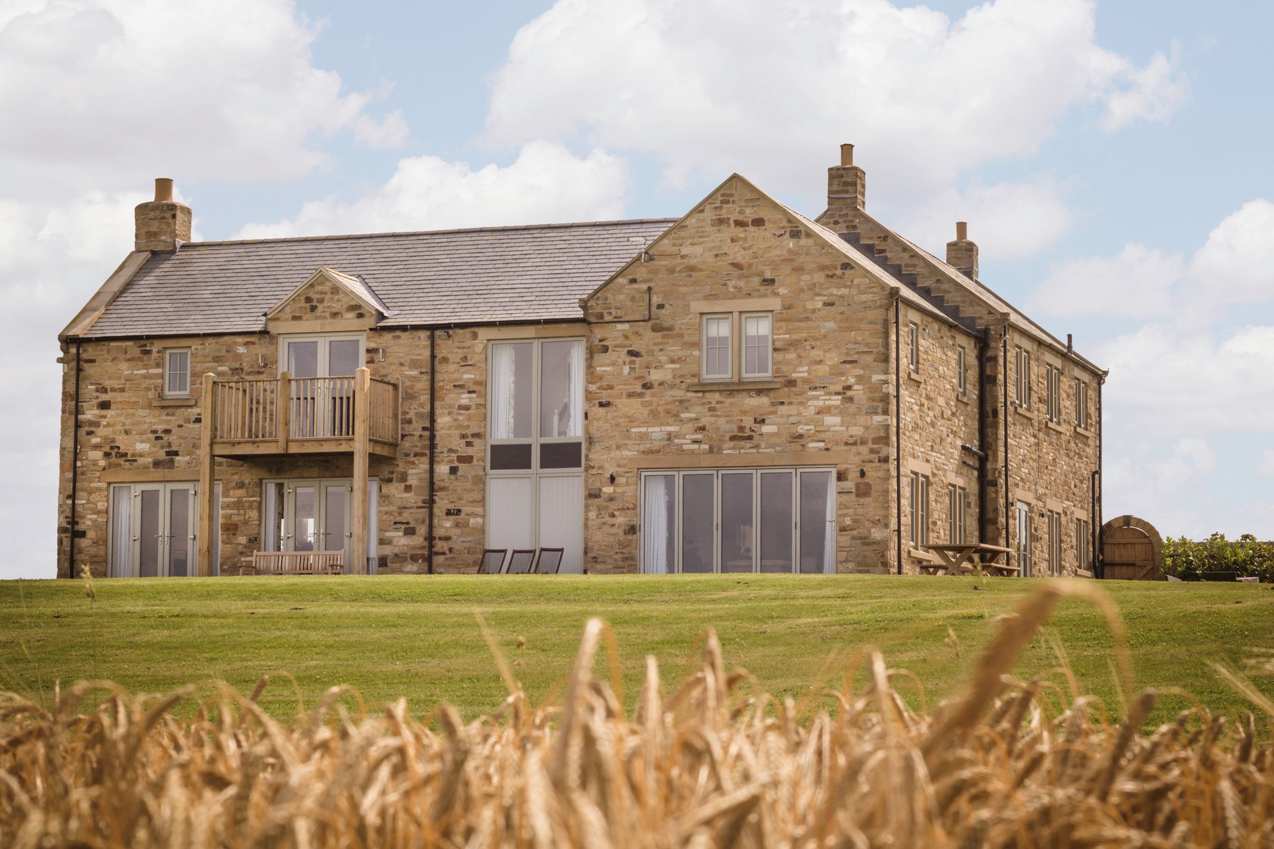Waterloo Lodge - Image 1