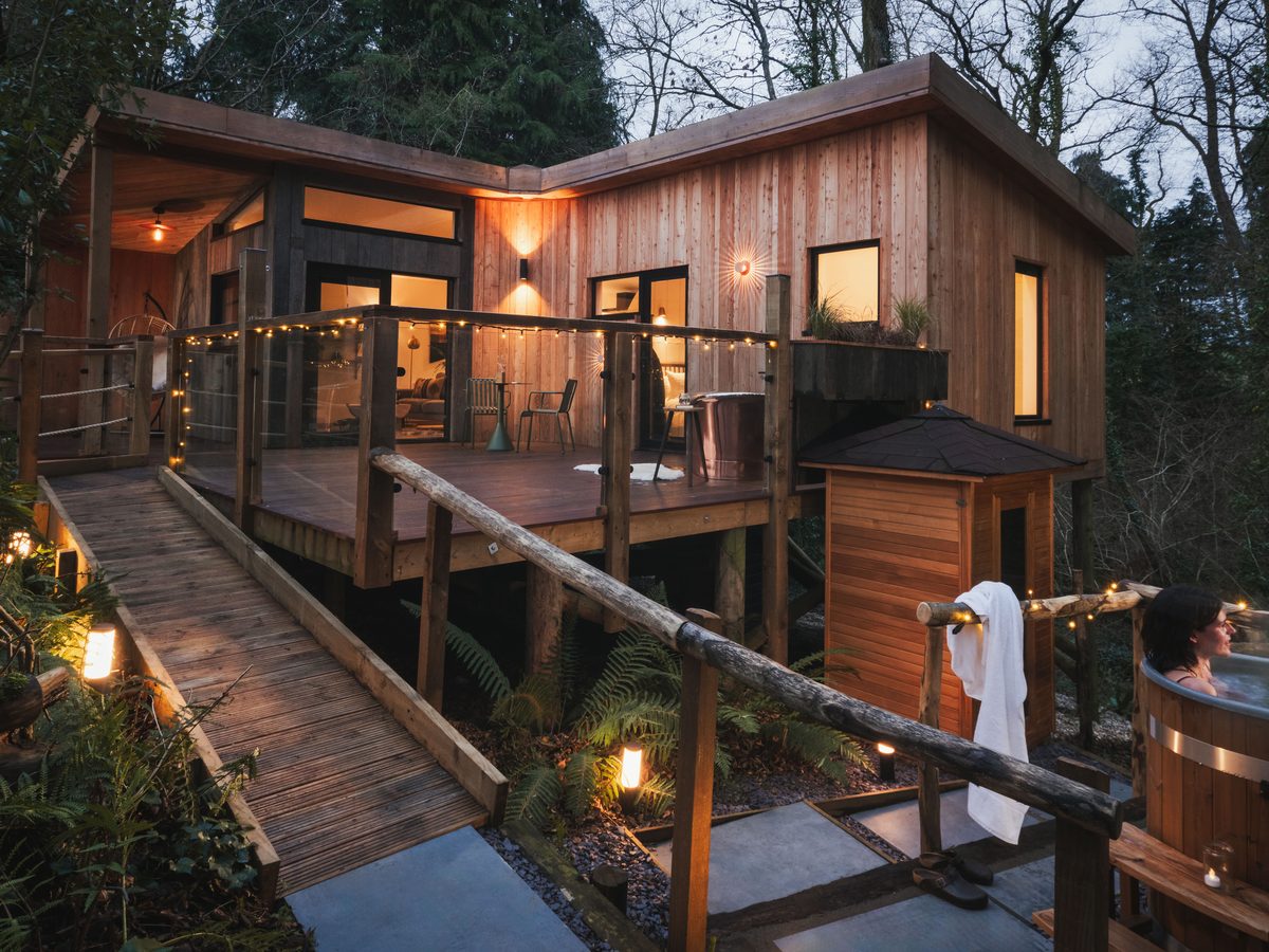 Hiddenhouse Treehouse