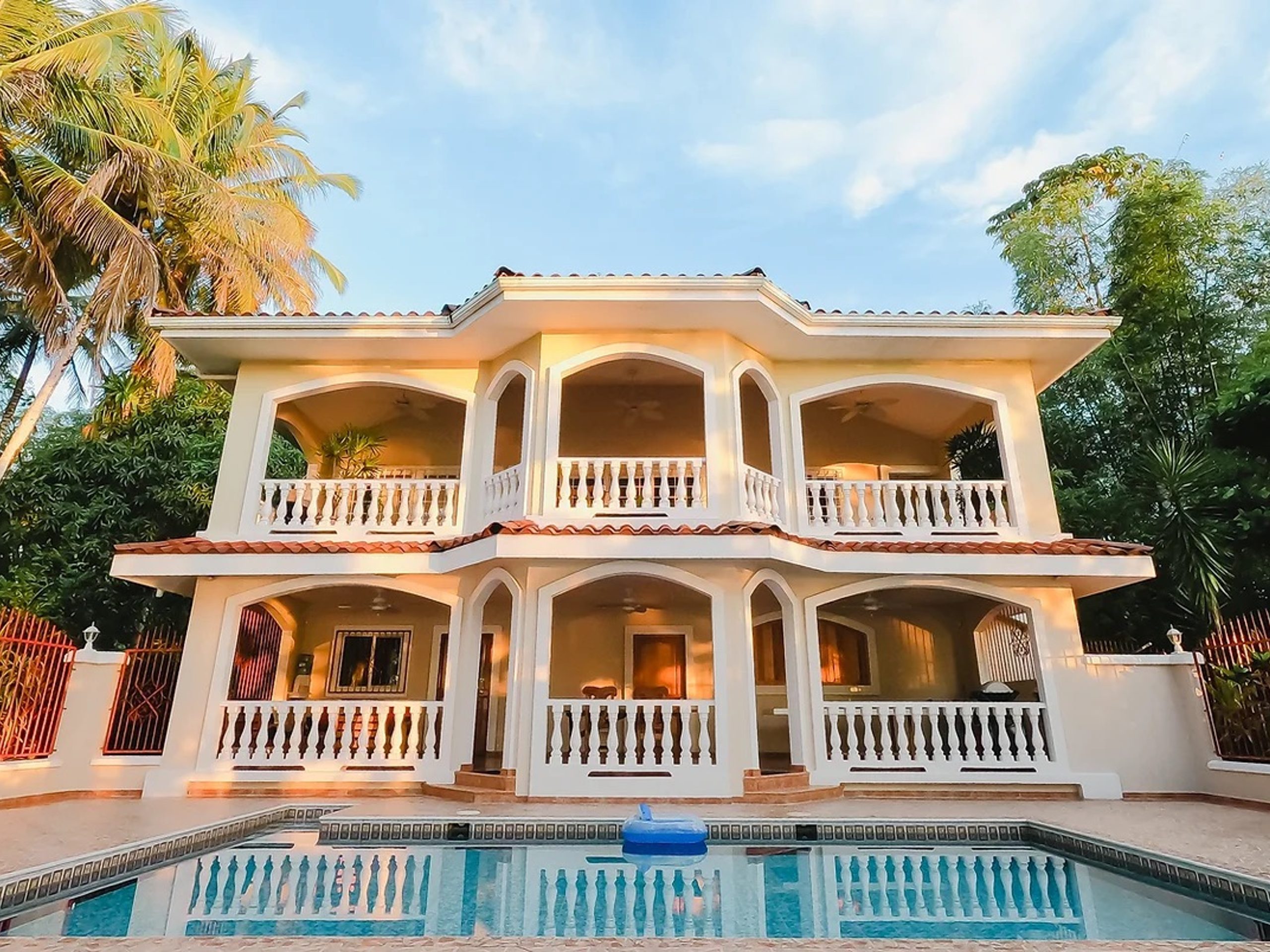 Bluff Beach Villa