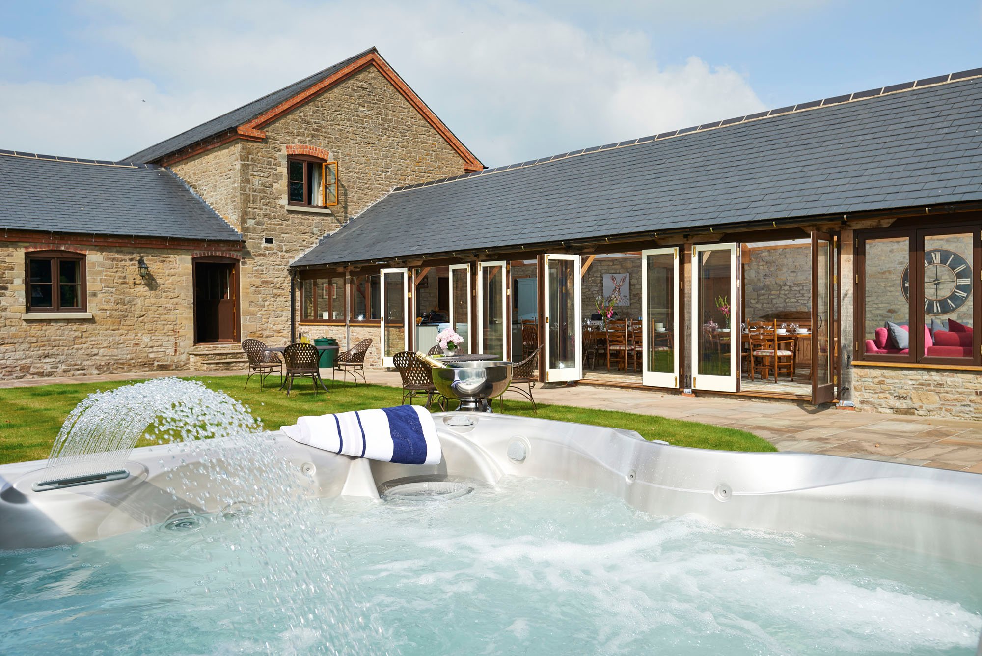 The Old Mill, Hayloft & Byre