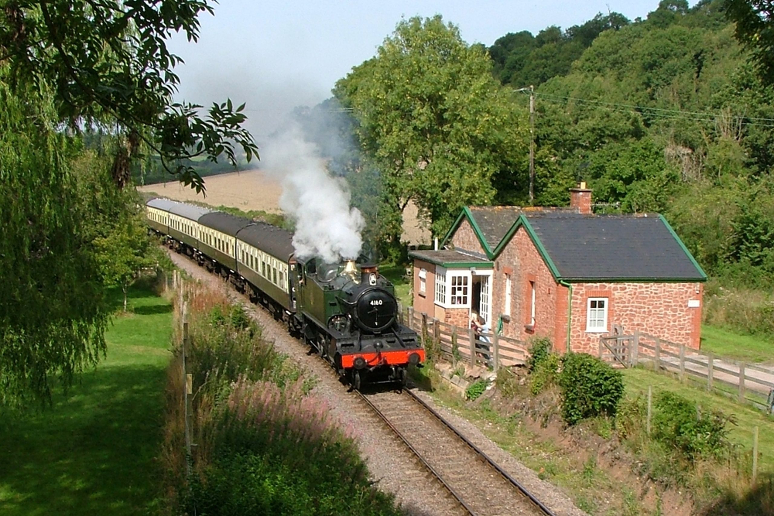 Railway Cottage - Image 1