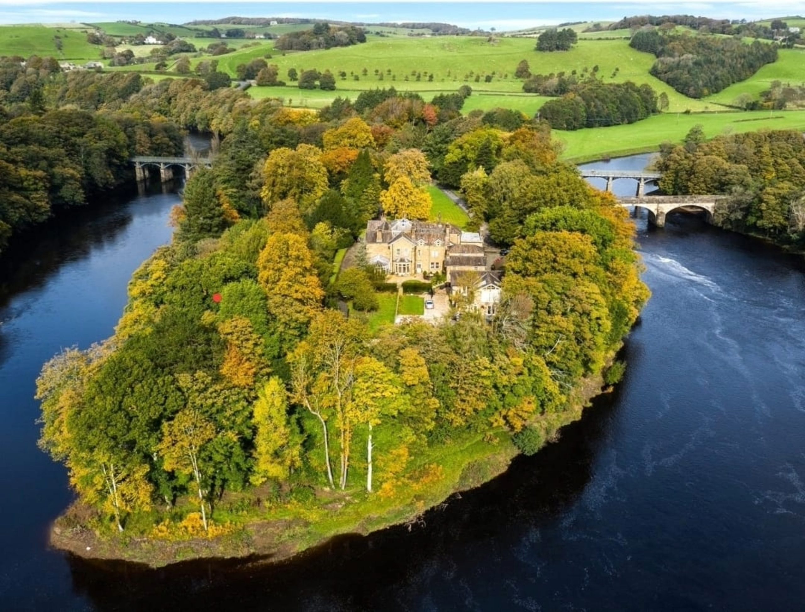 Hermitage House - Image 1