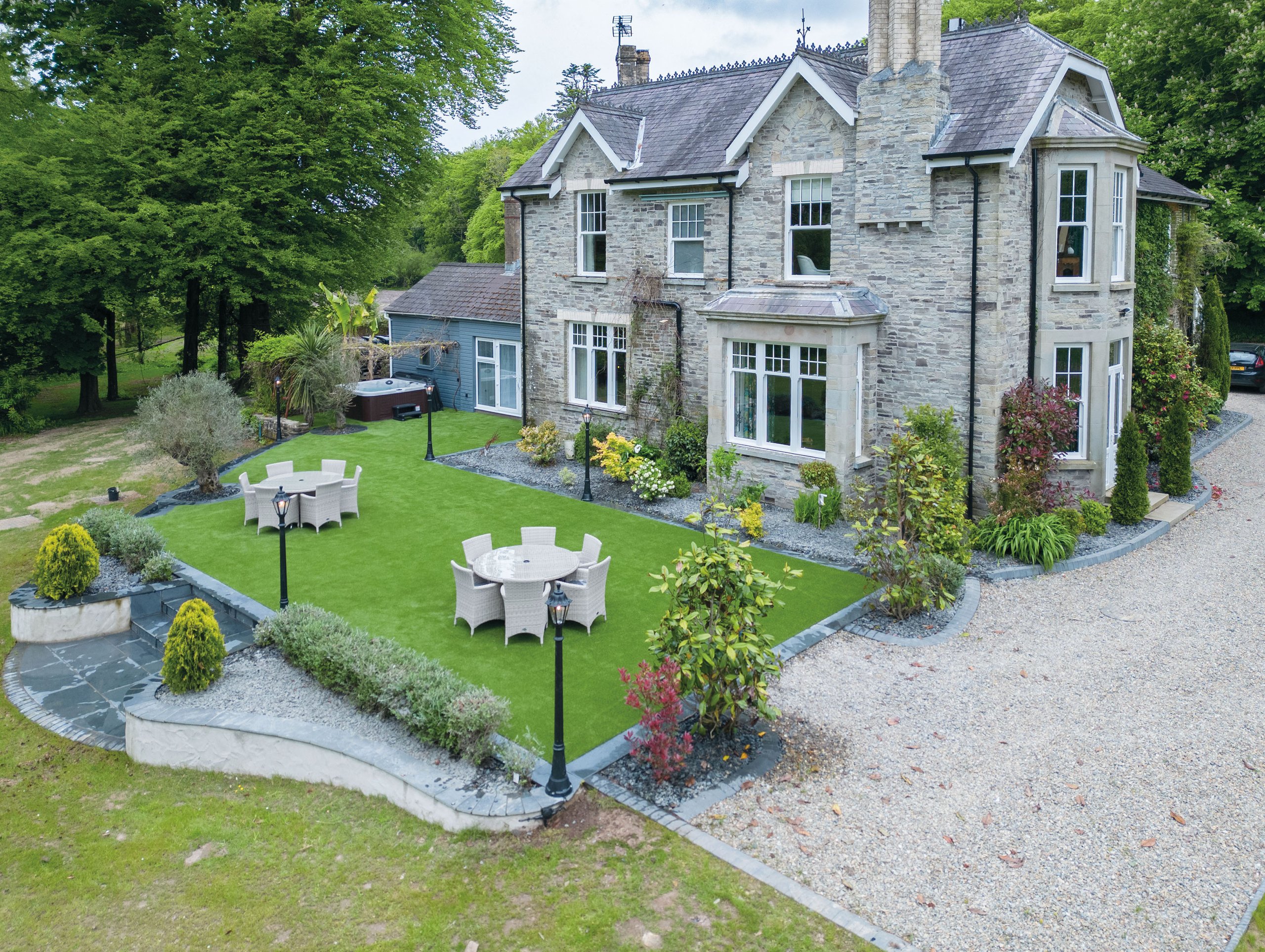 Hill House Country Estate