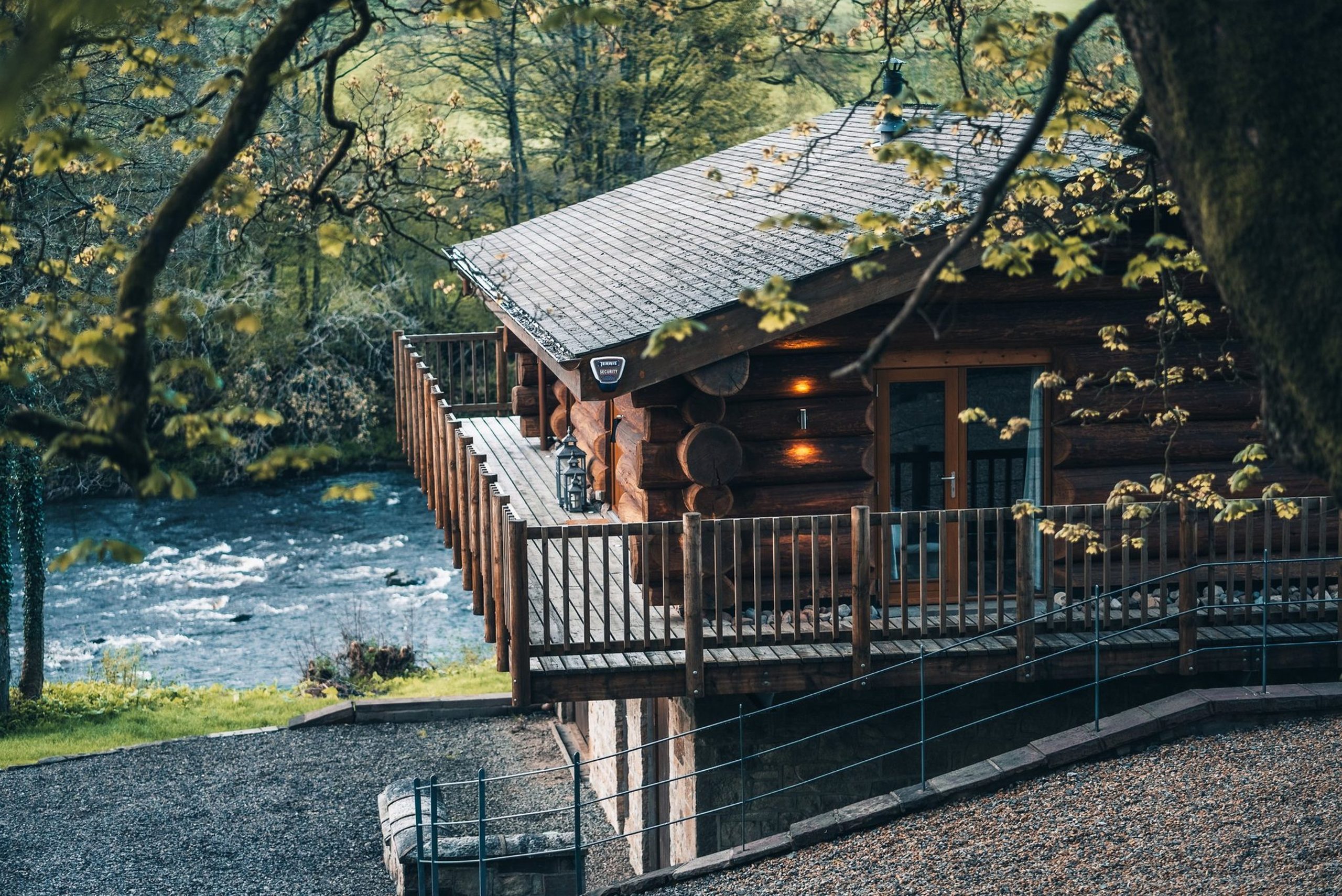 Liddel Water Lodges - Millipond - Image 1