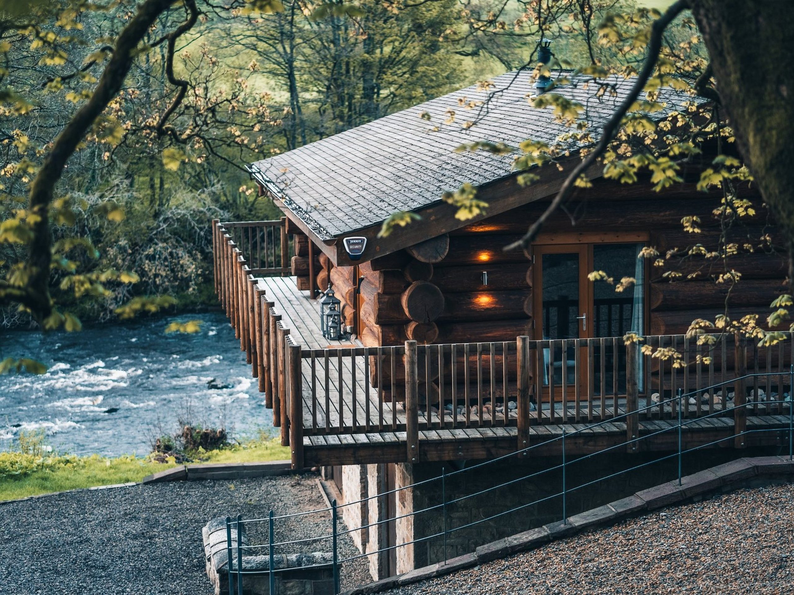 Liddel Water Lodges - Millipond