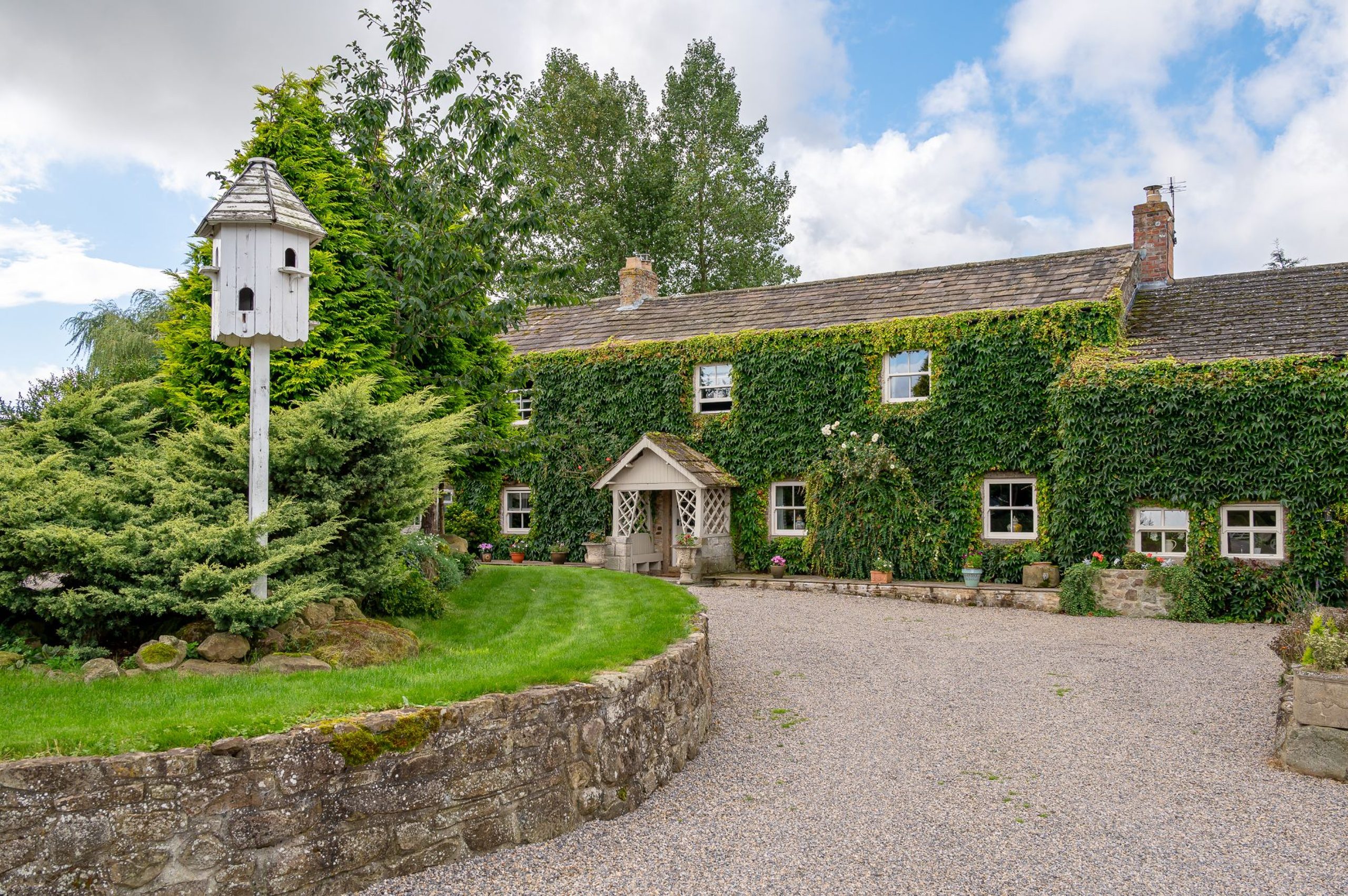 Sun Hill Farmhouse - Image 1