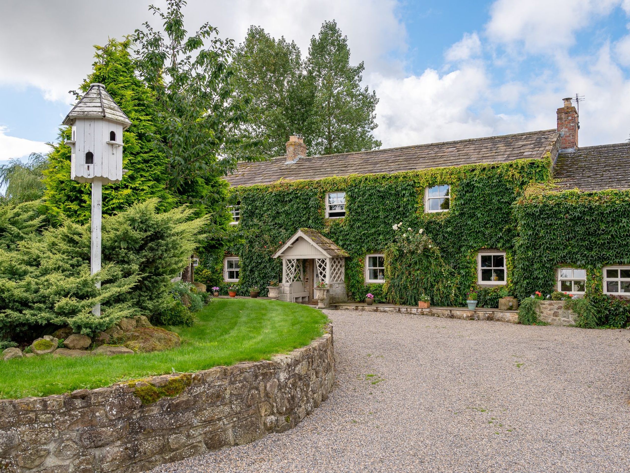 Sun Hill Farmhouse