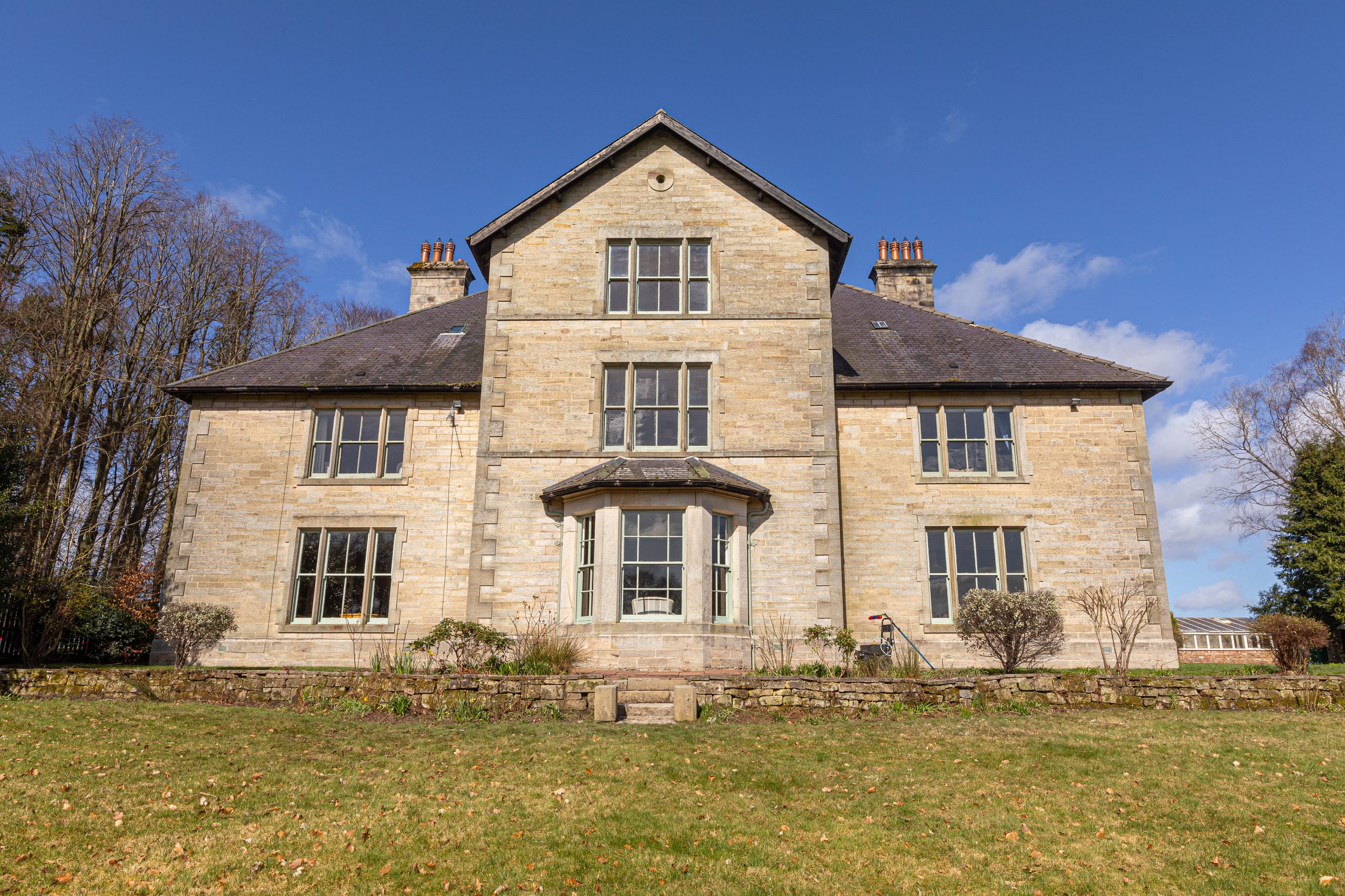 West Grange Hall and Cottage - Image 1