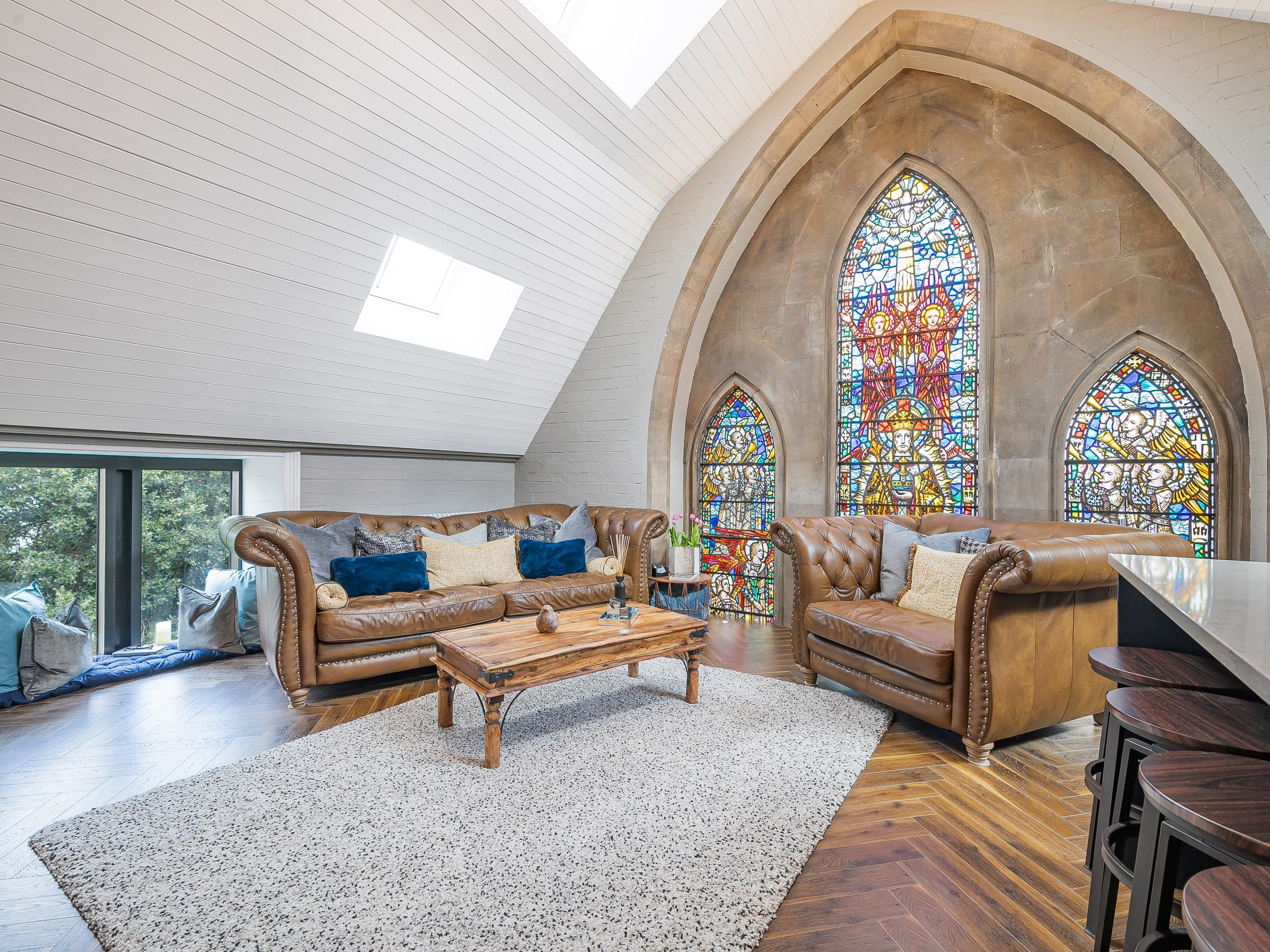 Chapel Apartment