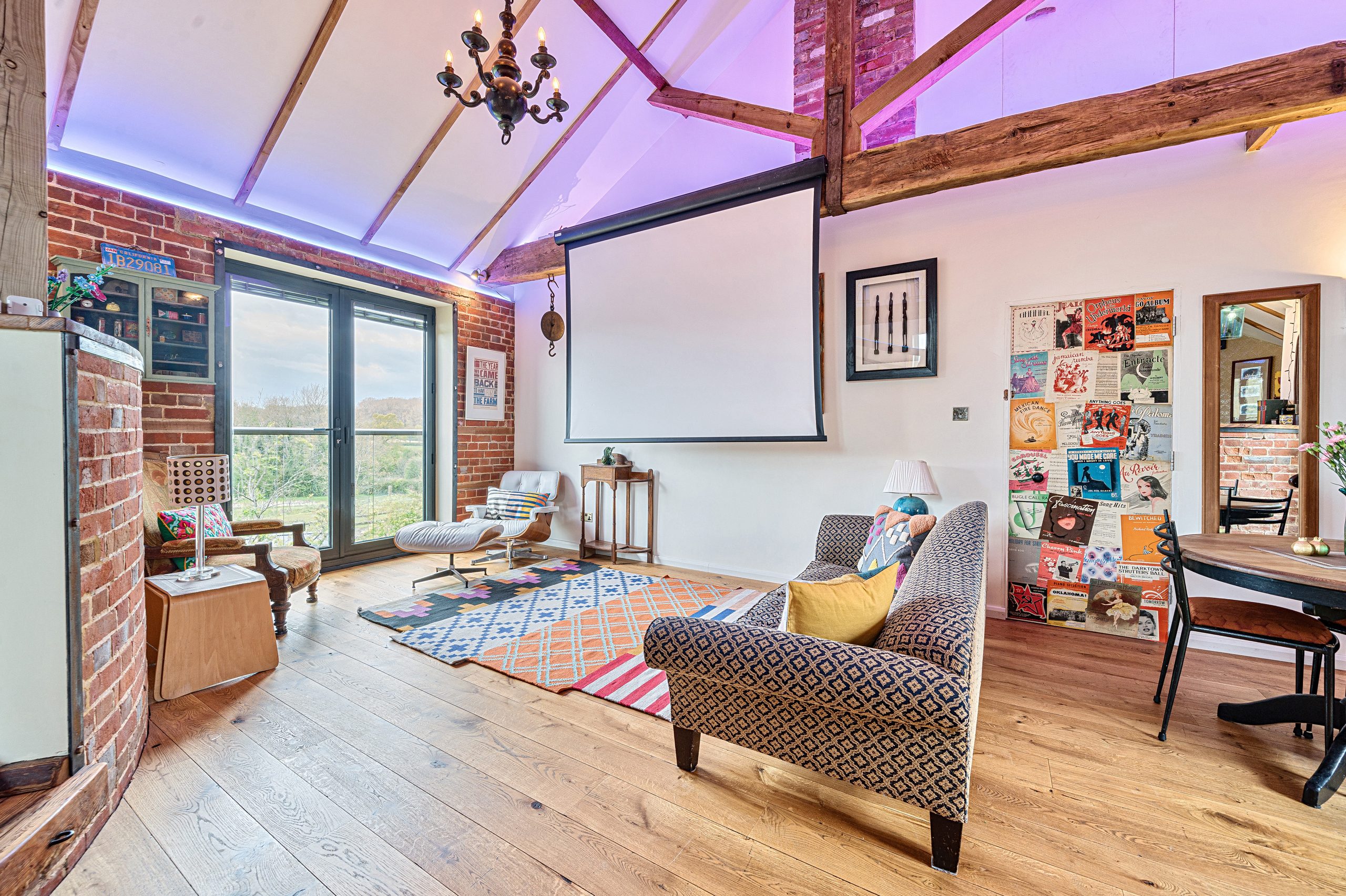 Oast Apartment - Image 1