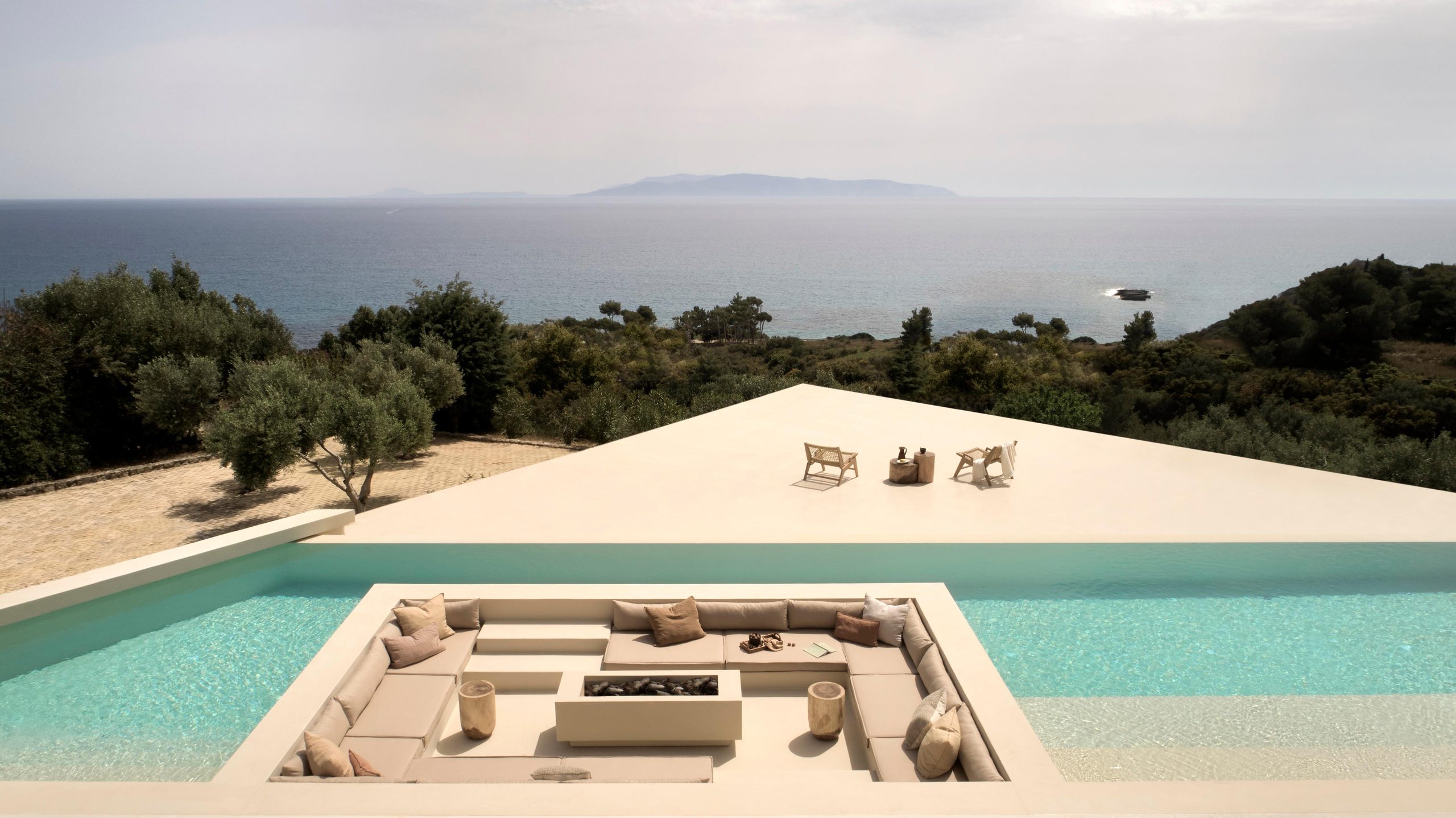 Pessada Cove Villa - Image 1