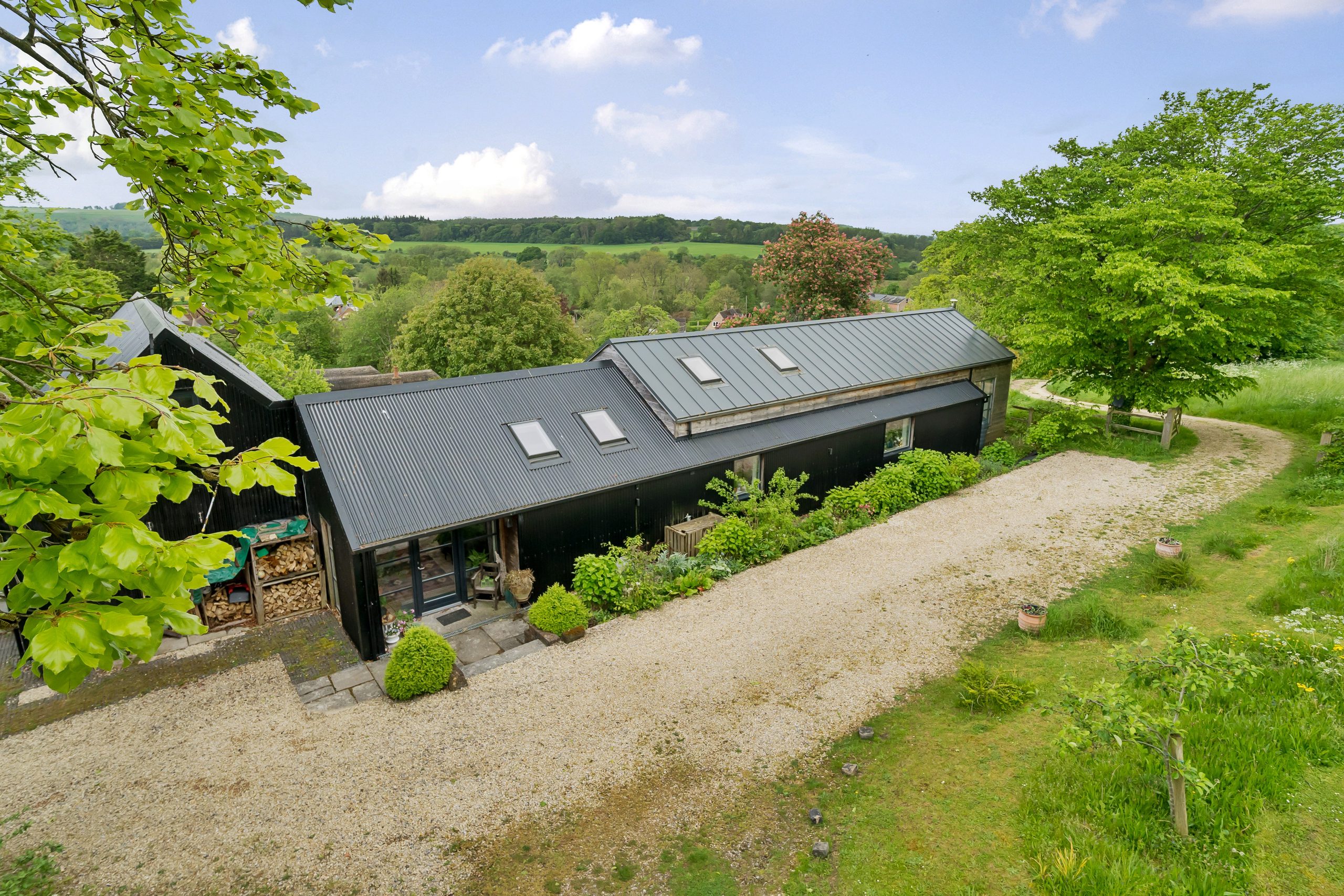 The Apple House - Image 1
