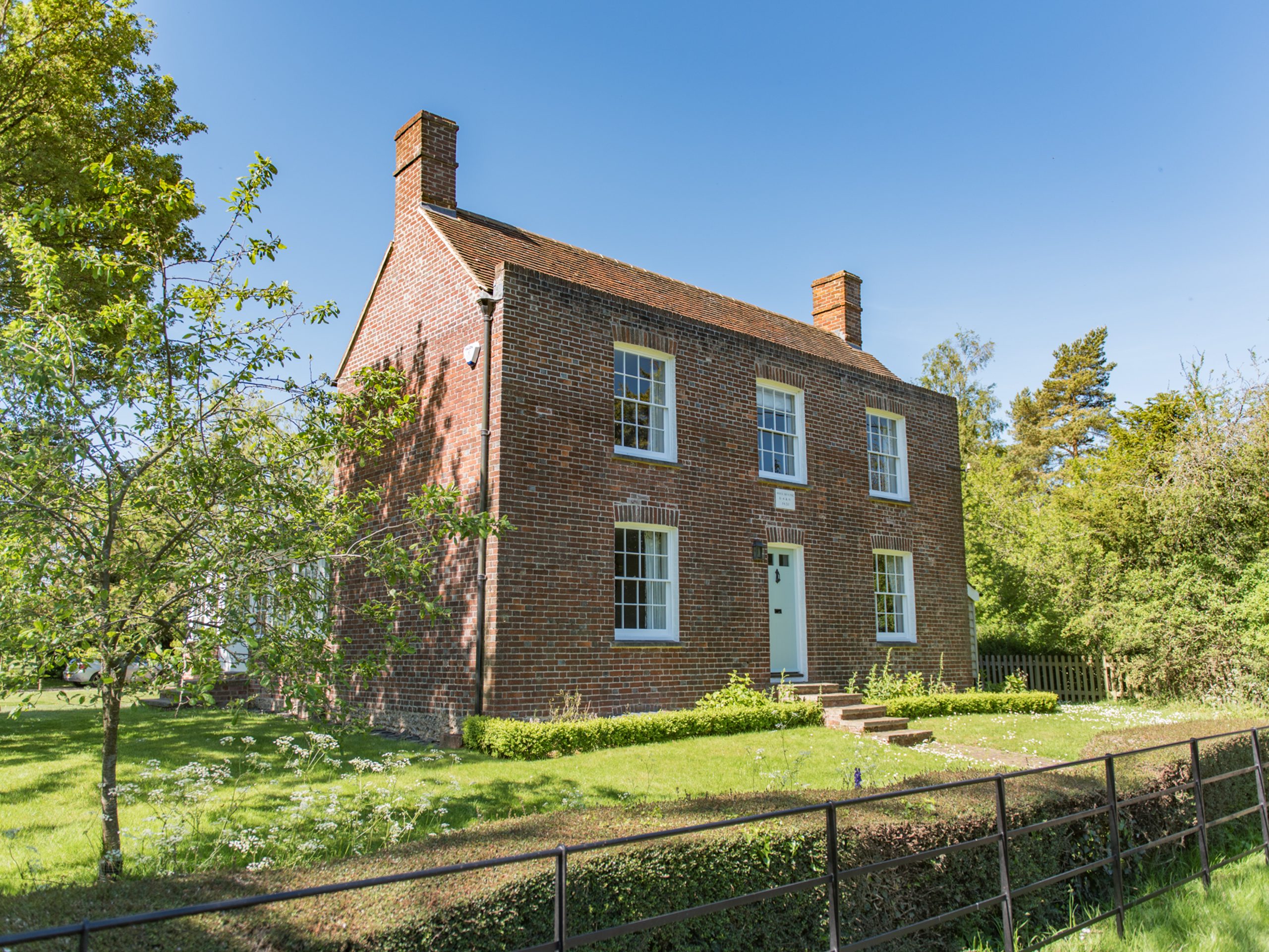 Hill House Farm