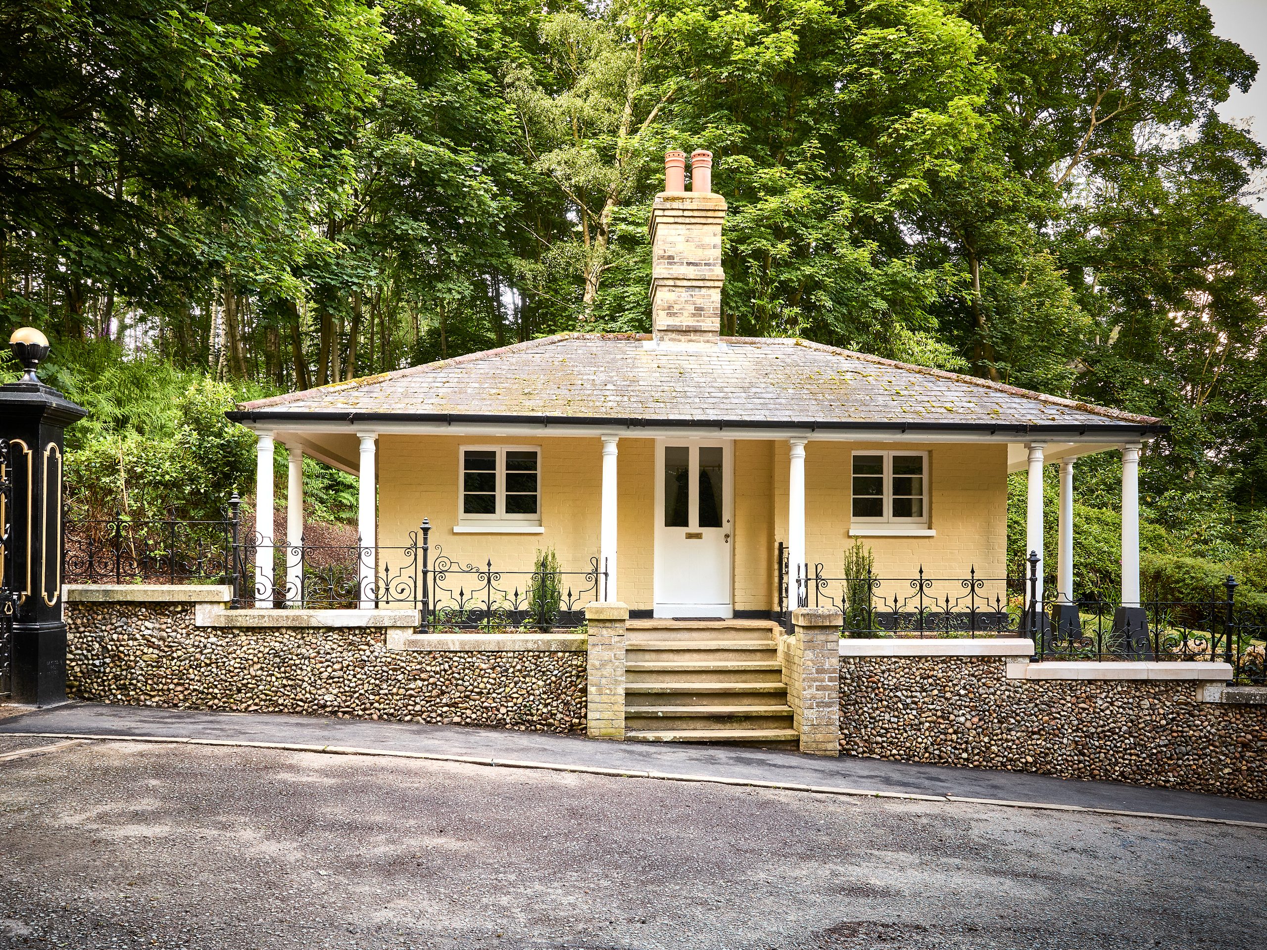 East Lodge