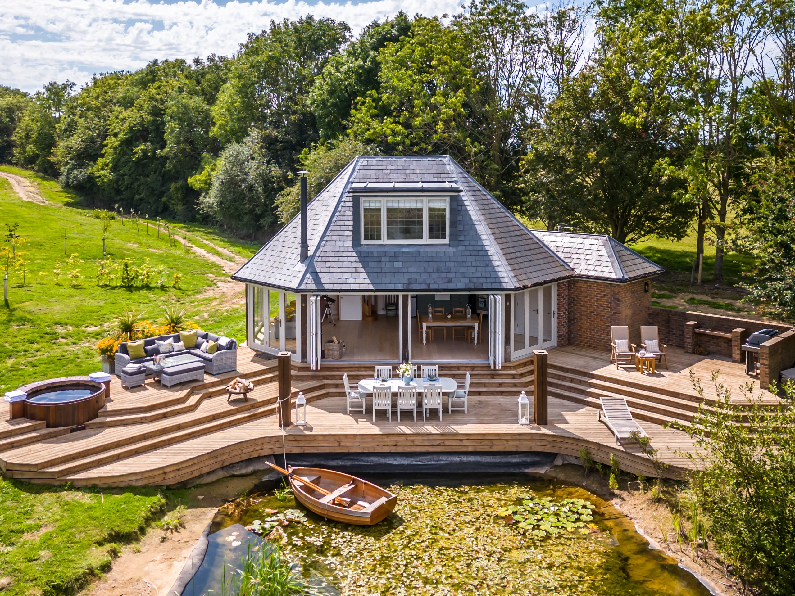 The Boathouse on the Lake