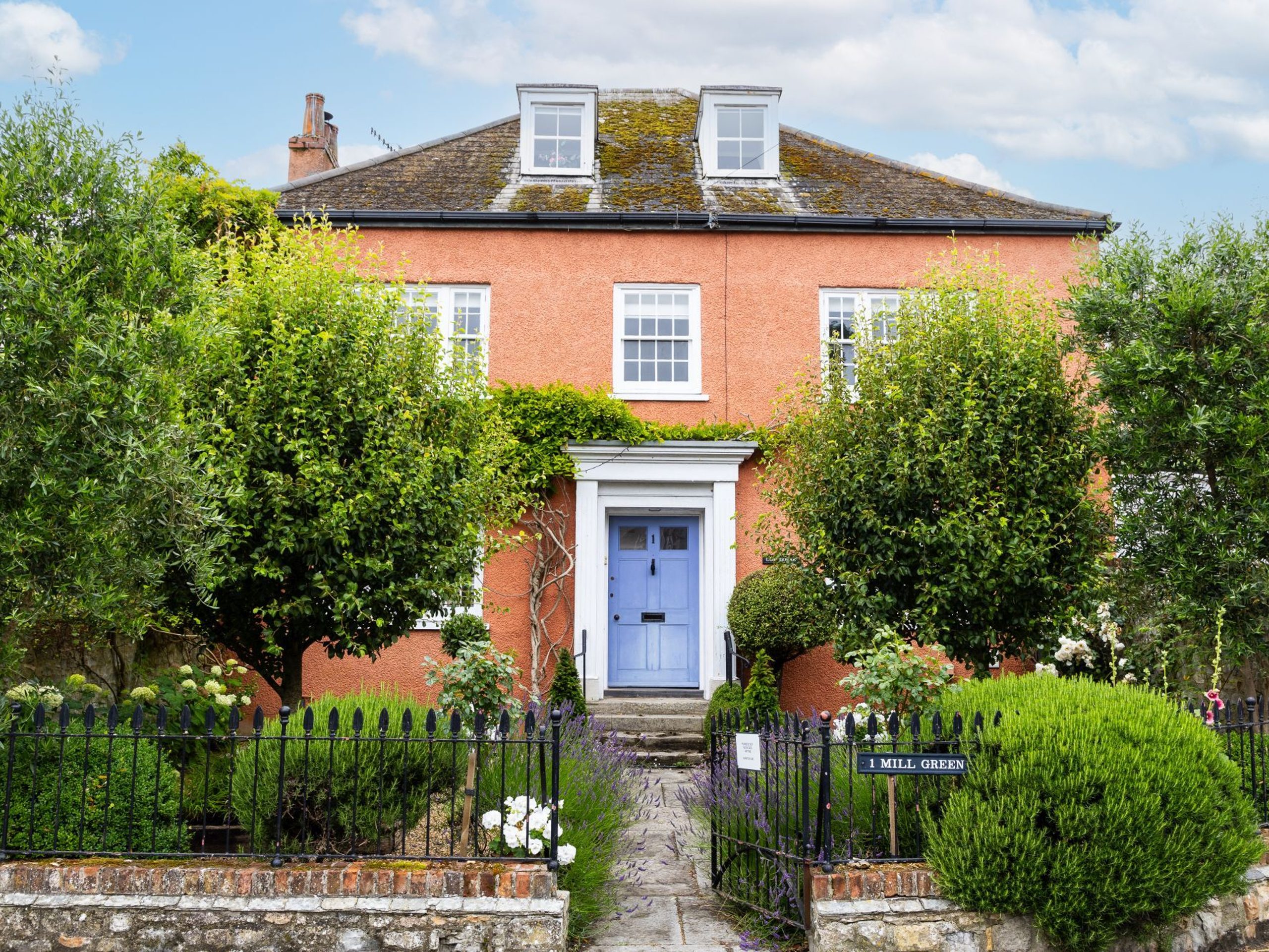 Lym House